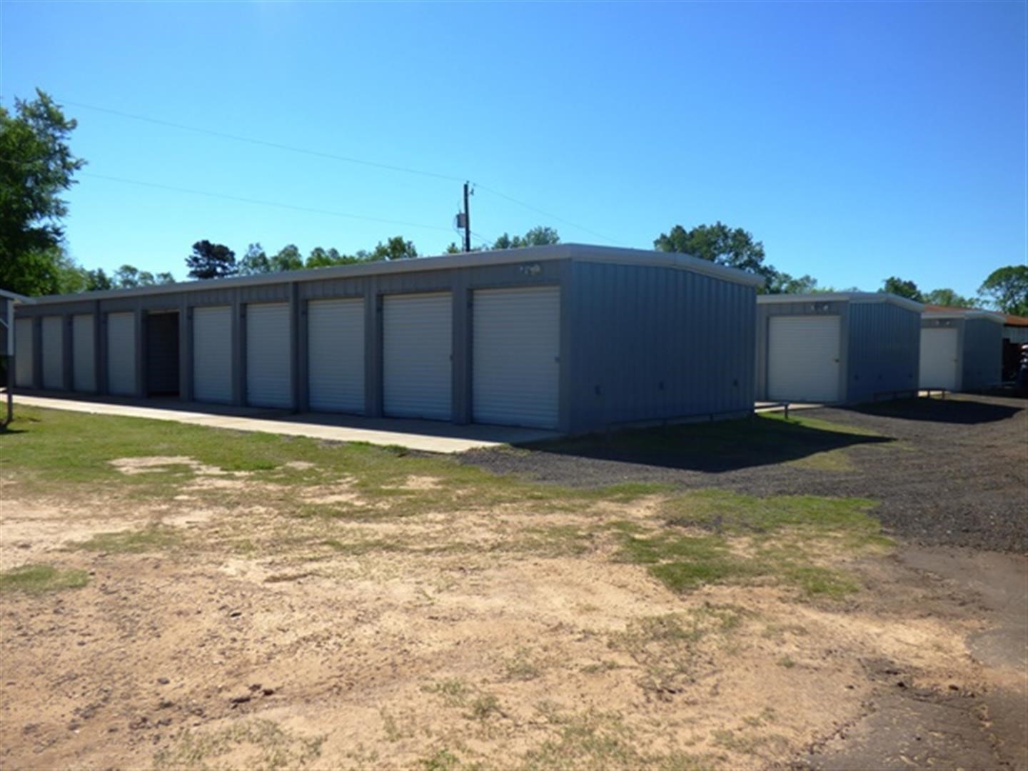 98 County Road 2100