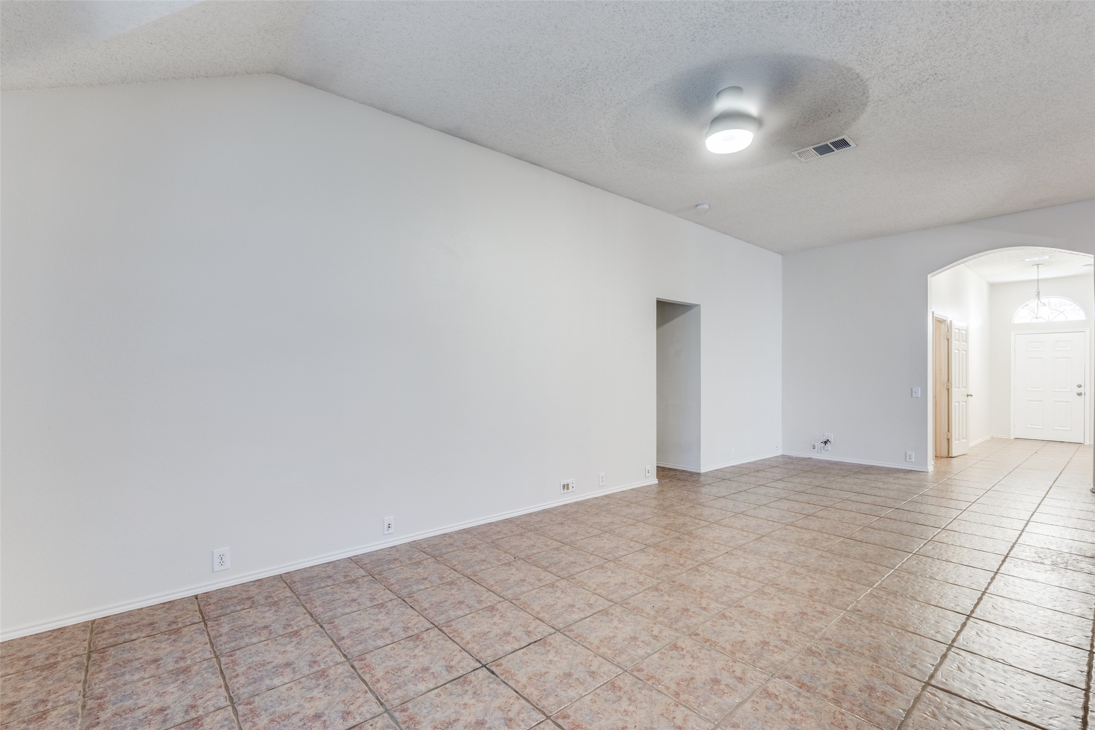 1112 HIGHLAND STATION Drive