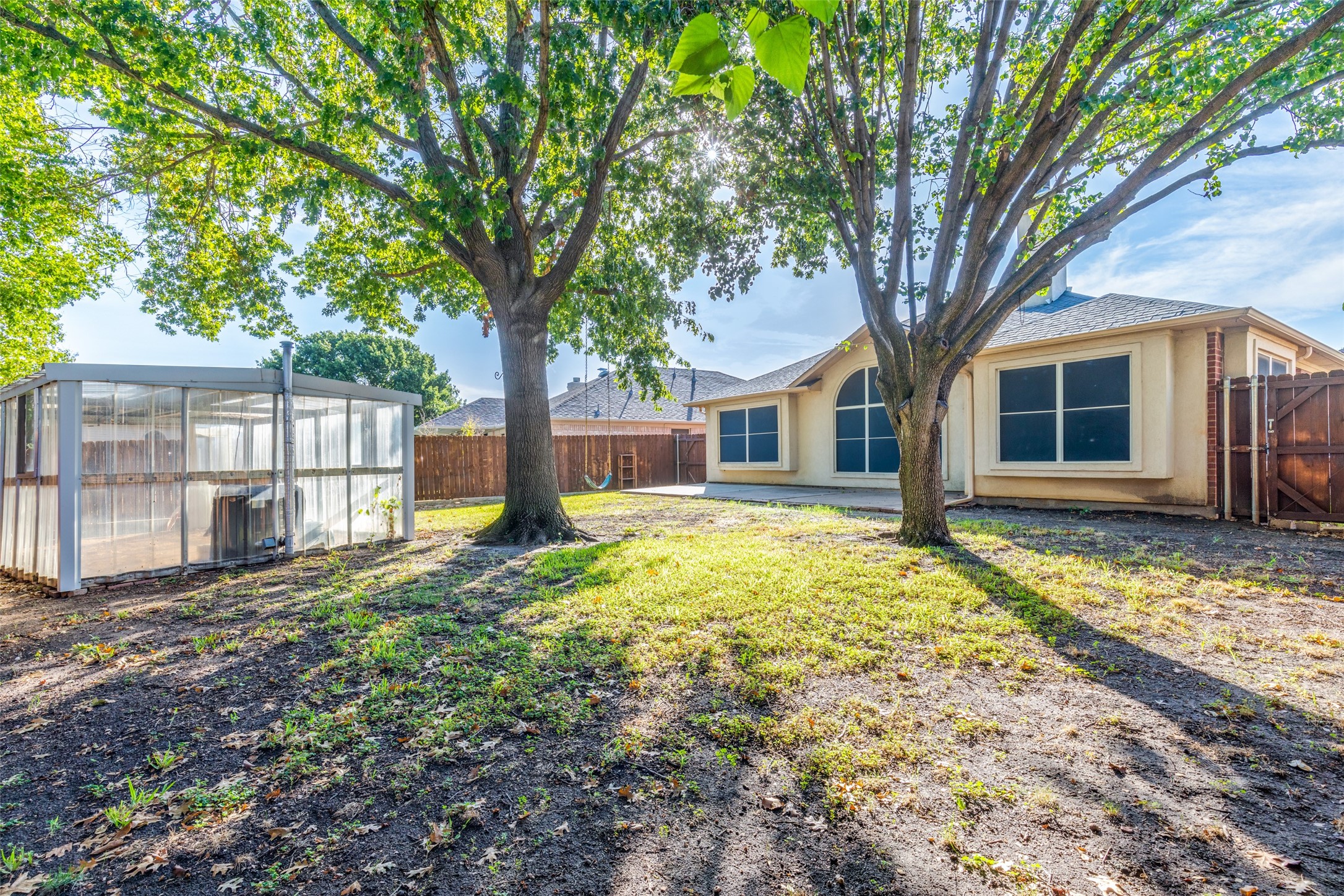 1112 HIGHLAND STATION Drive