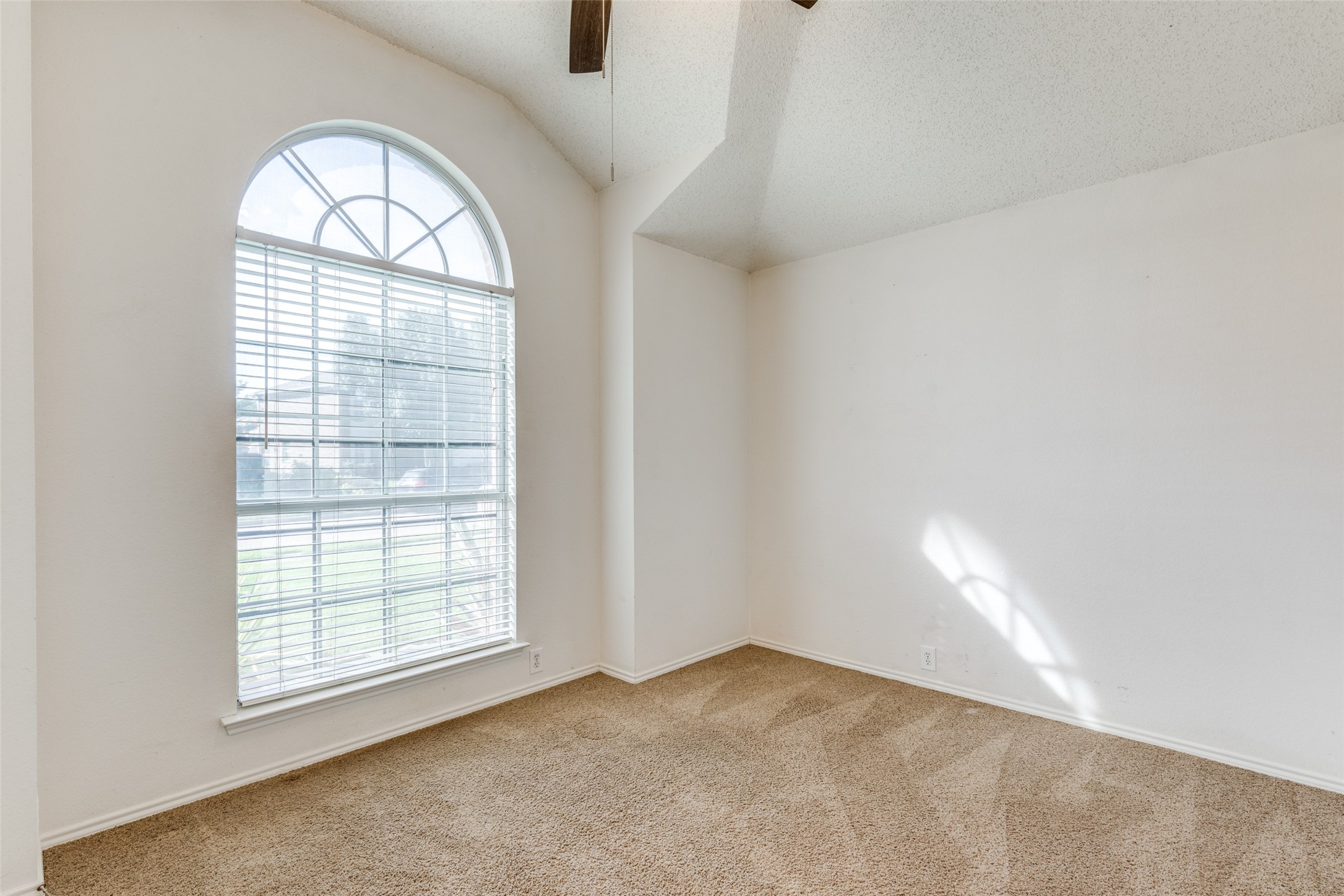 1112 HIGHLAND STATION Drive