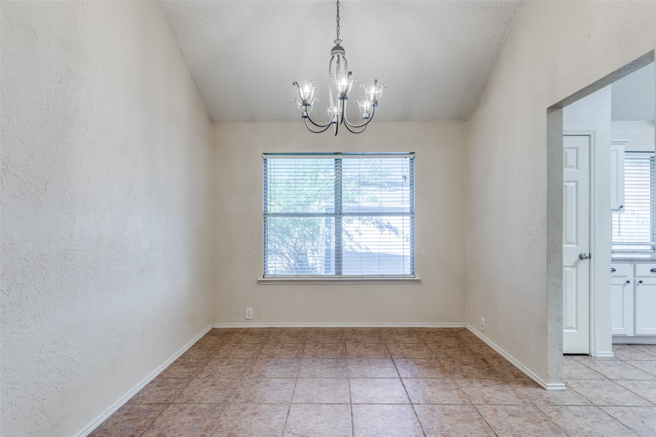 1112 HIGHLAND STATION Drive