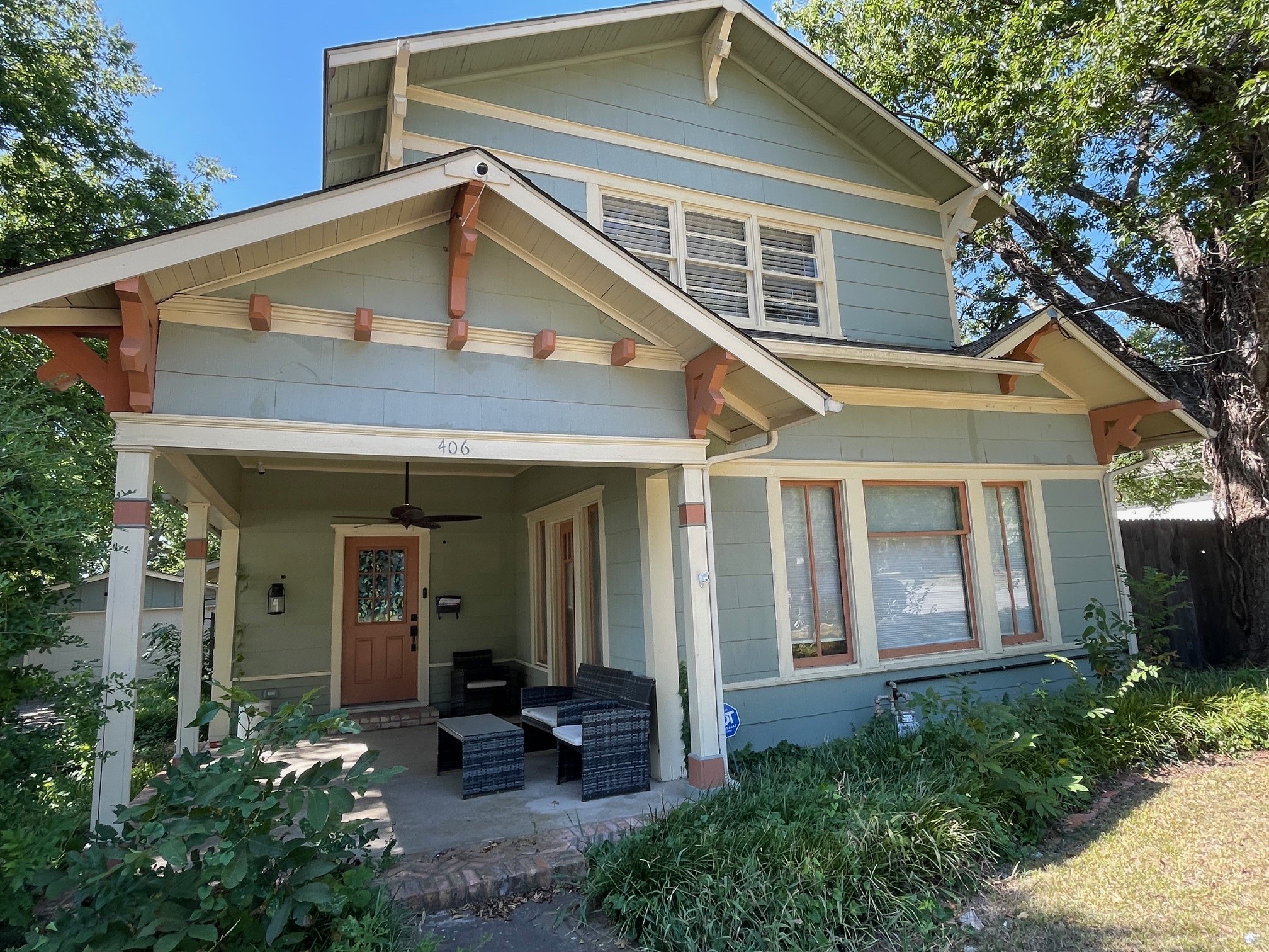 406 Summit Street