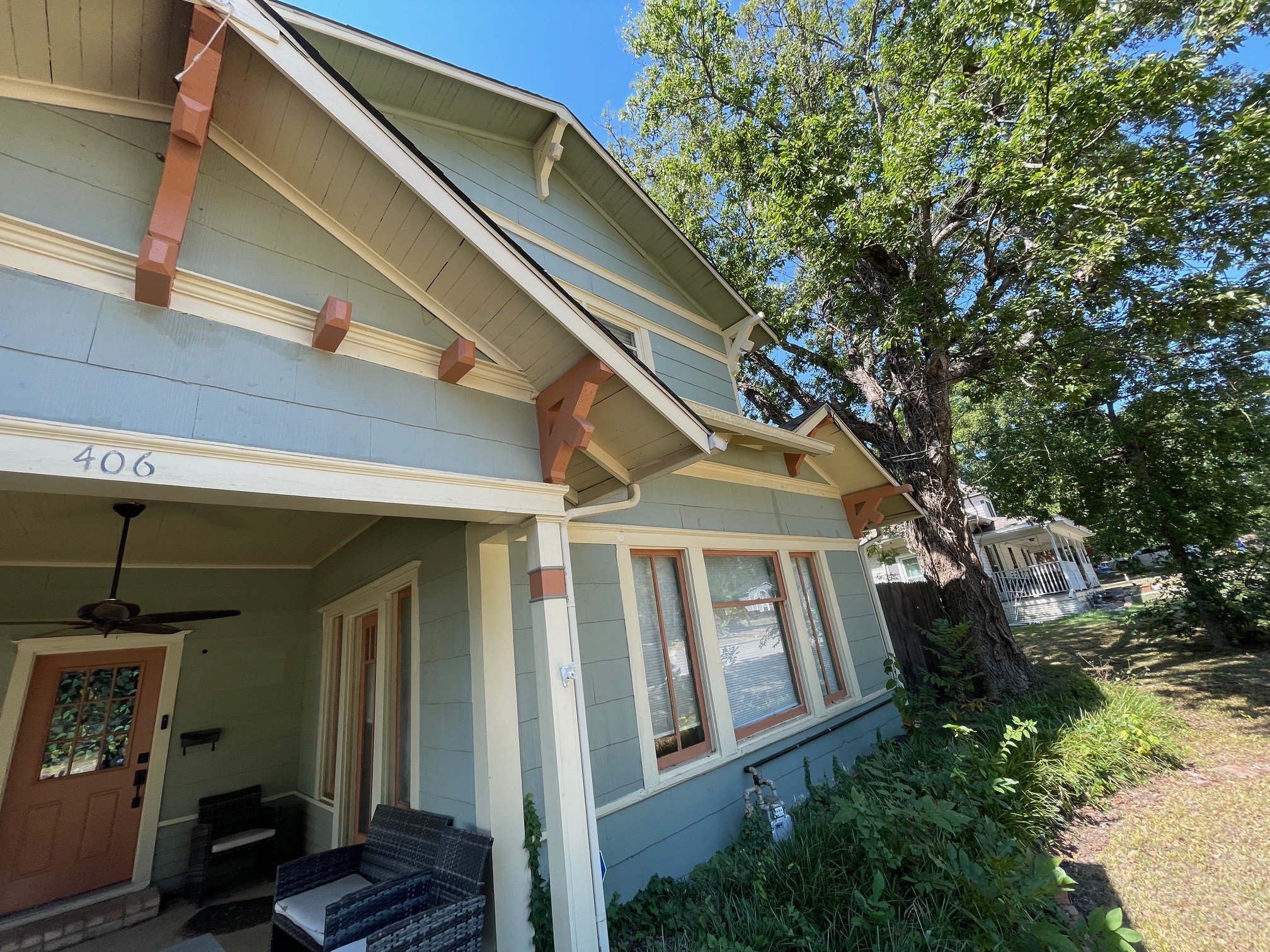 406 Summit Street