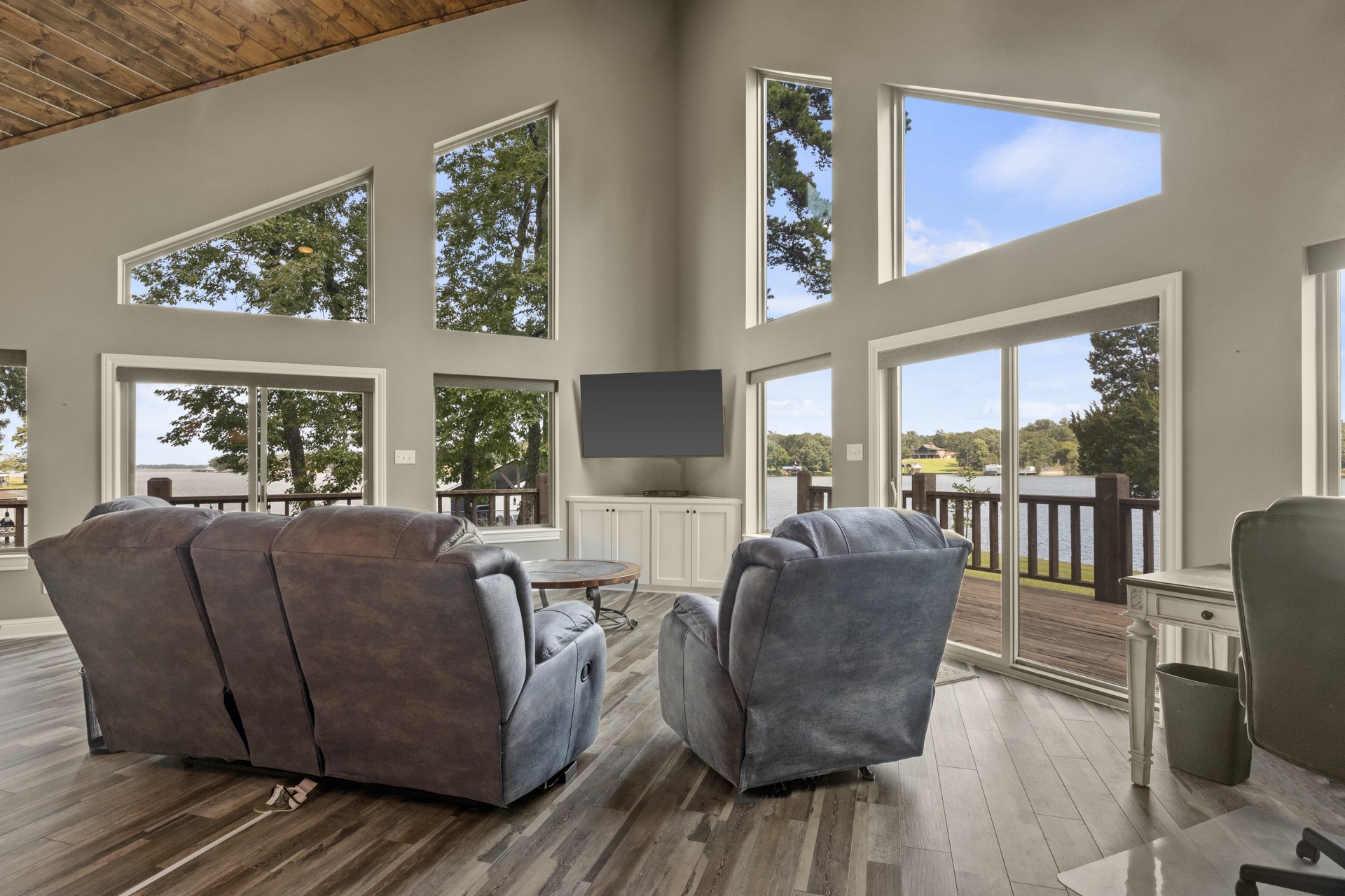 121 County Road 2317