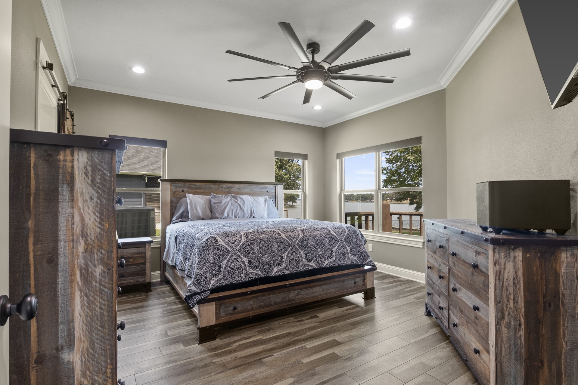 121 County Road 2317