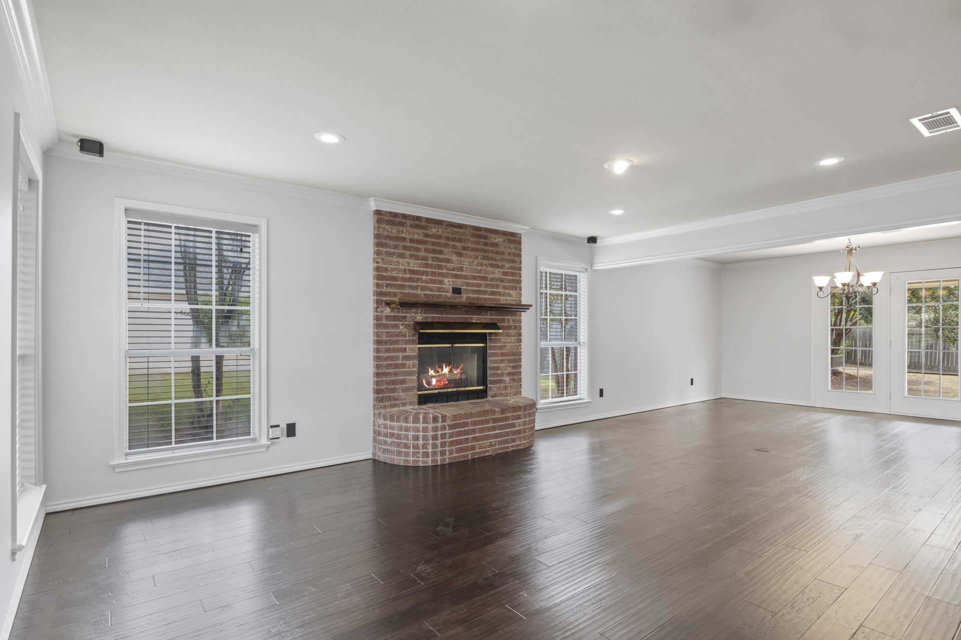 2704 Silver Creek Trail