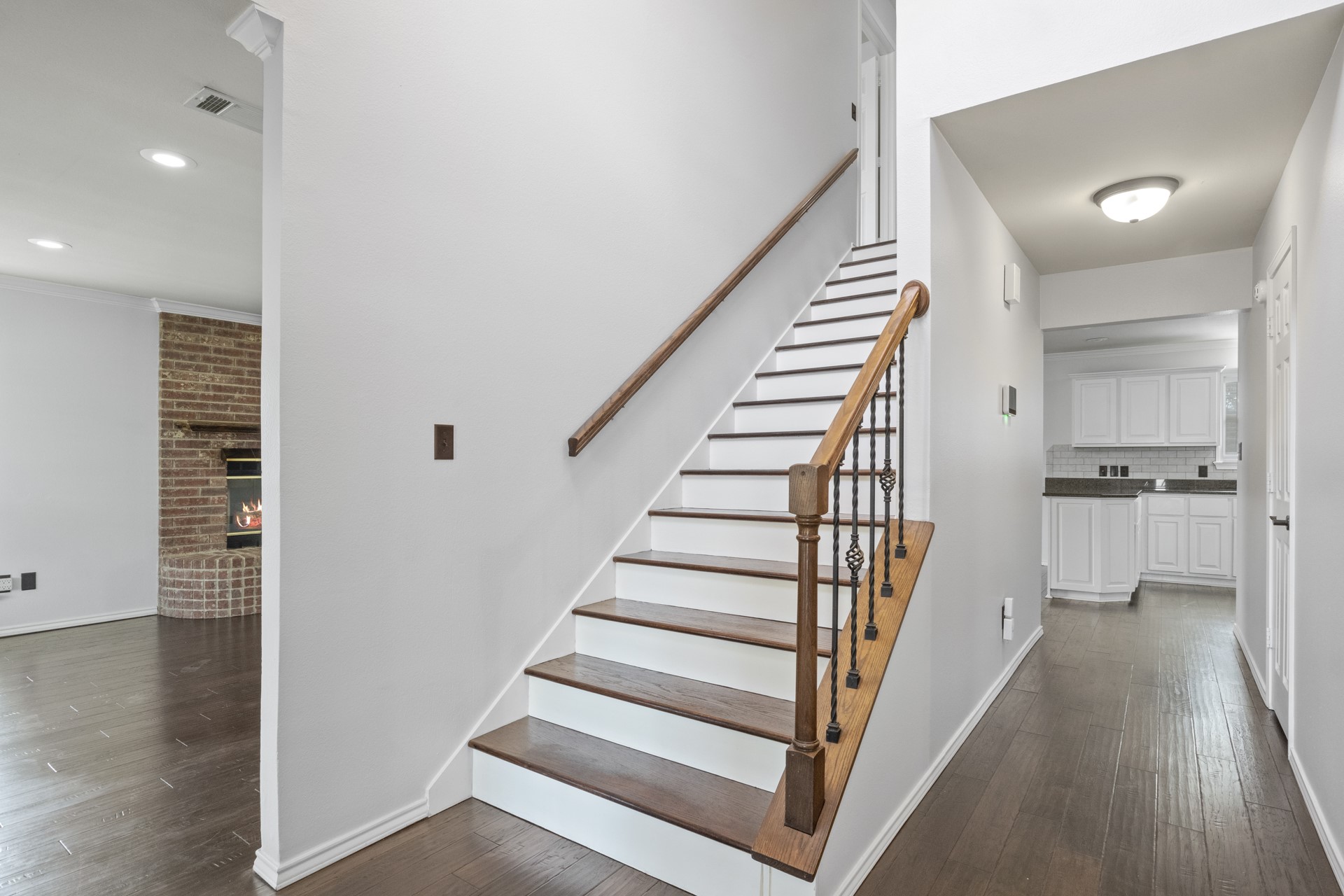 2704 Silver Creek Trail