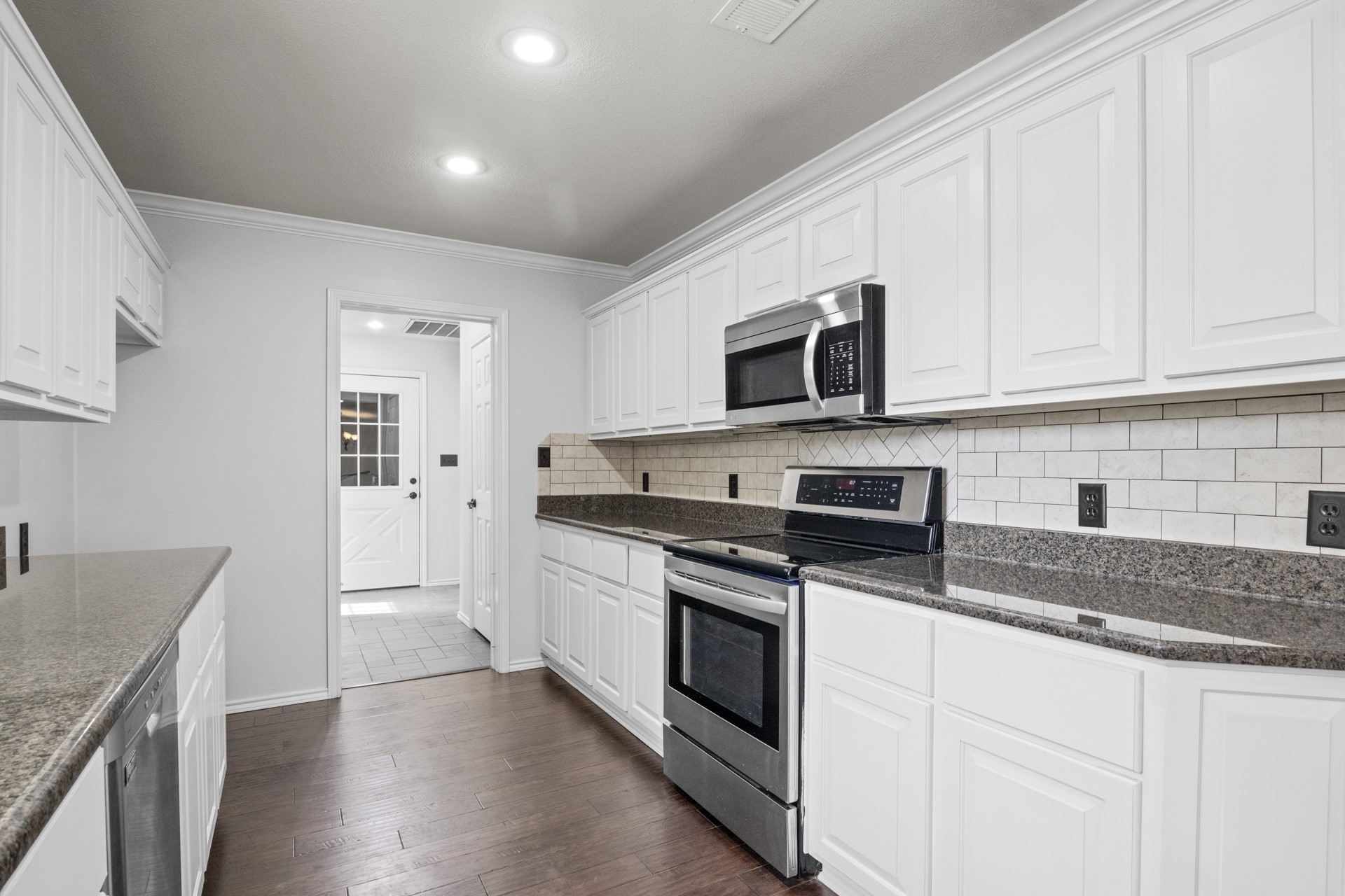 2704 Silver Creek Trail