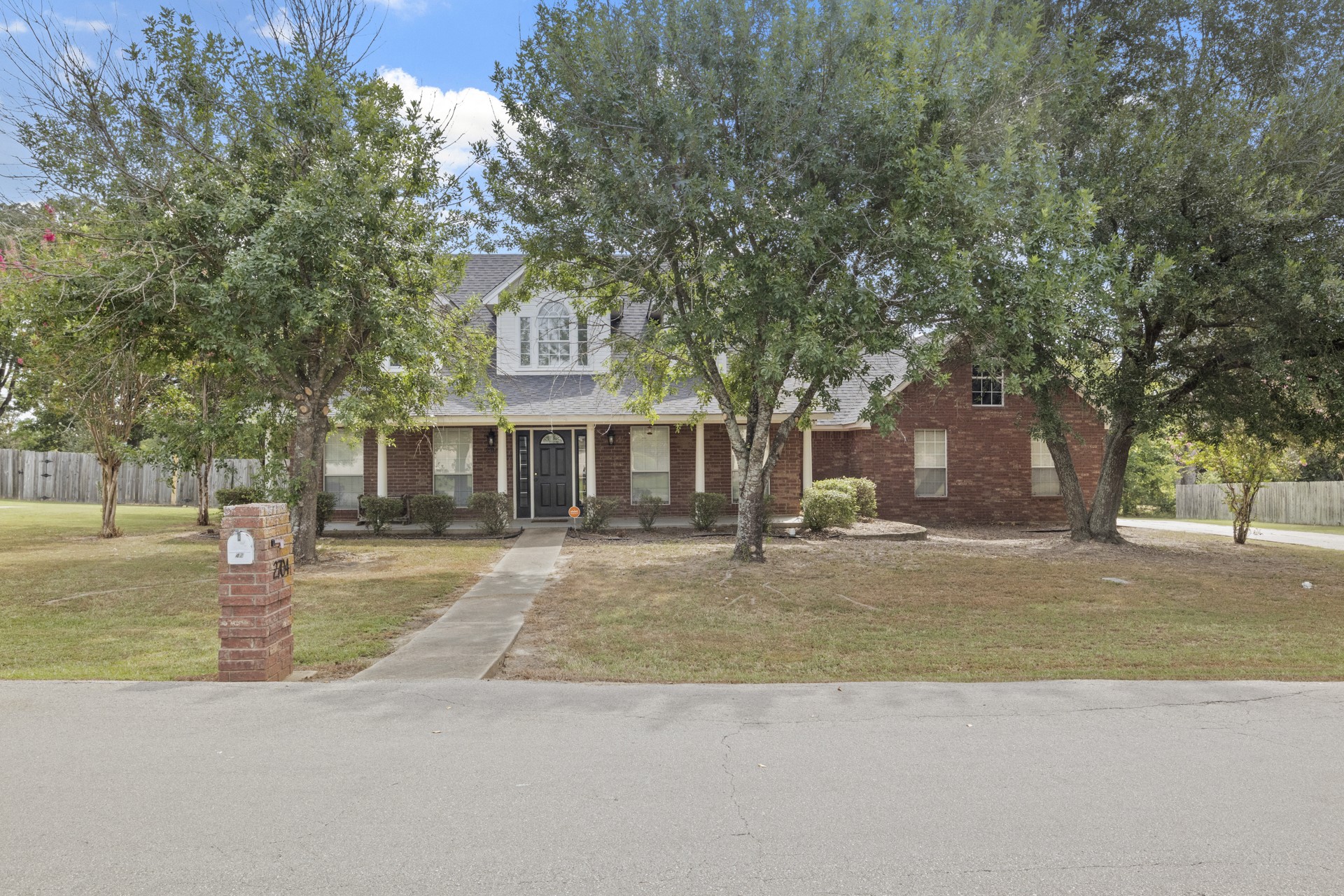 2704 Silver Creek Trail