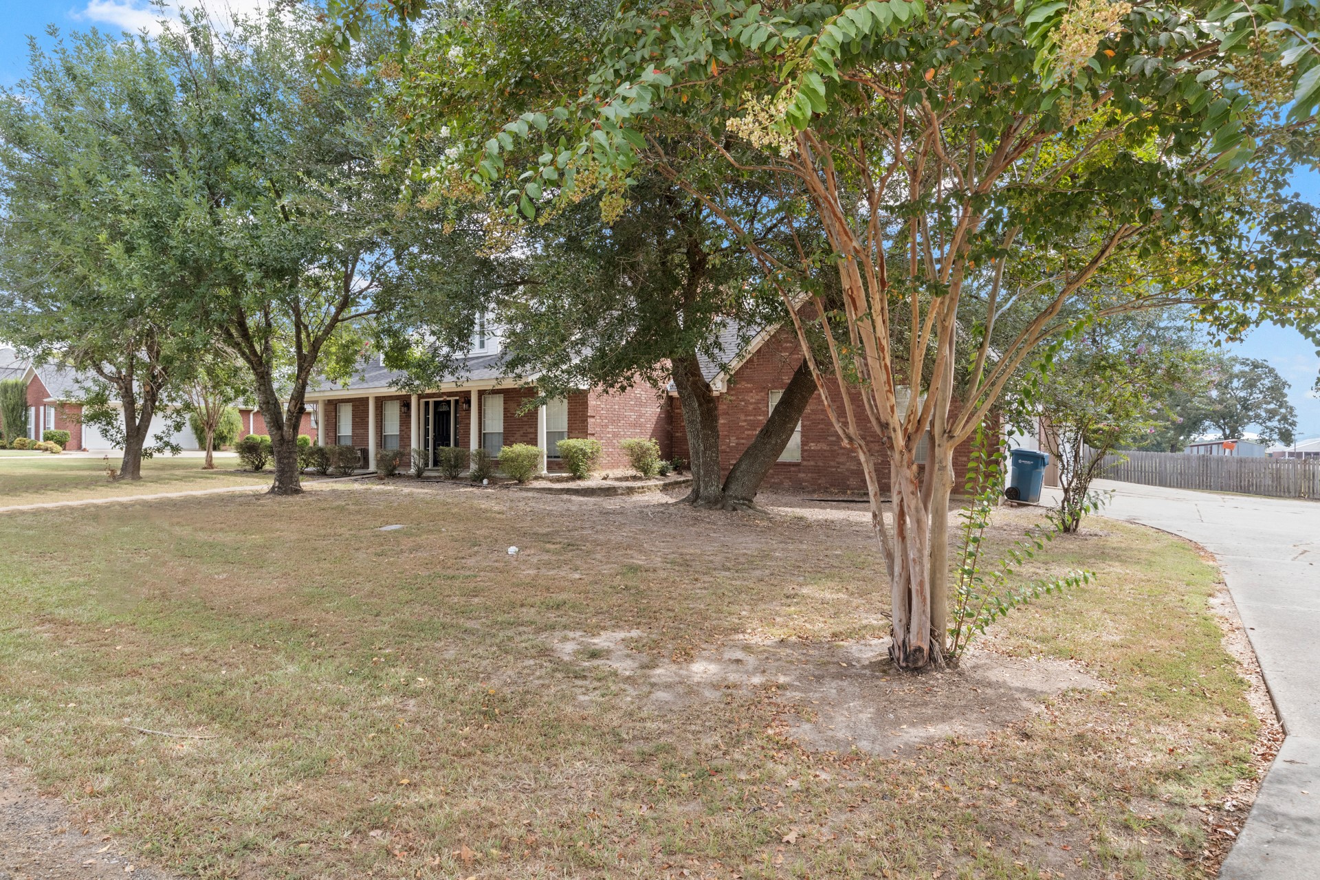 2704 Silver Creek Trail