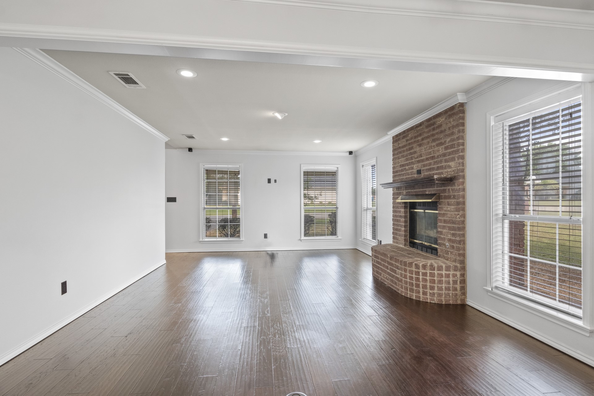 2704 Silver Creek Trail