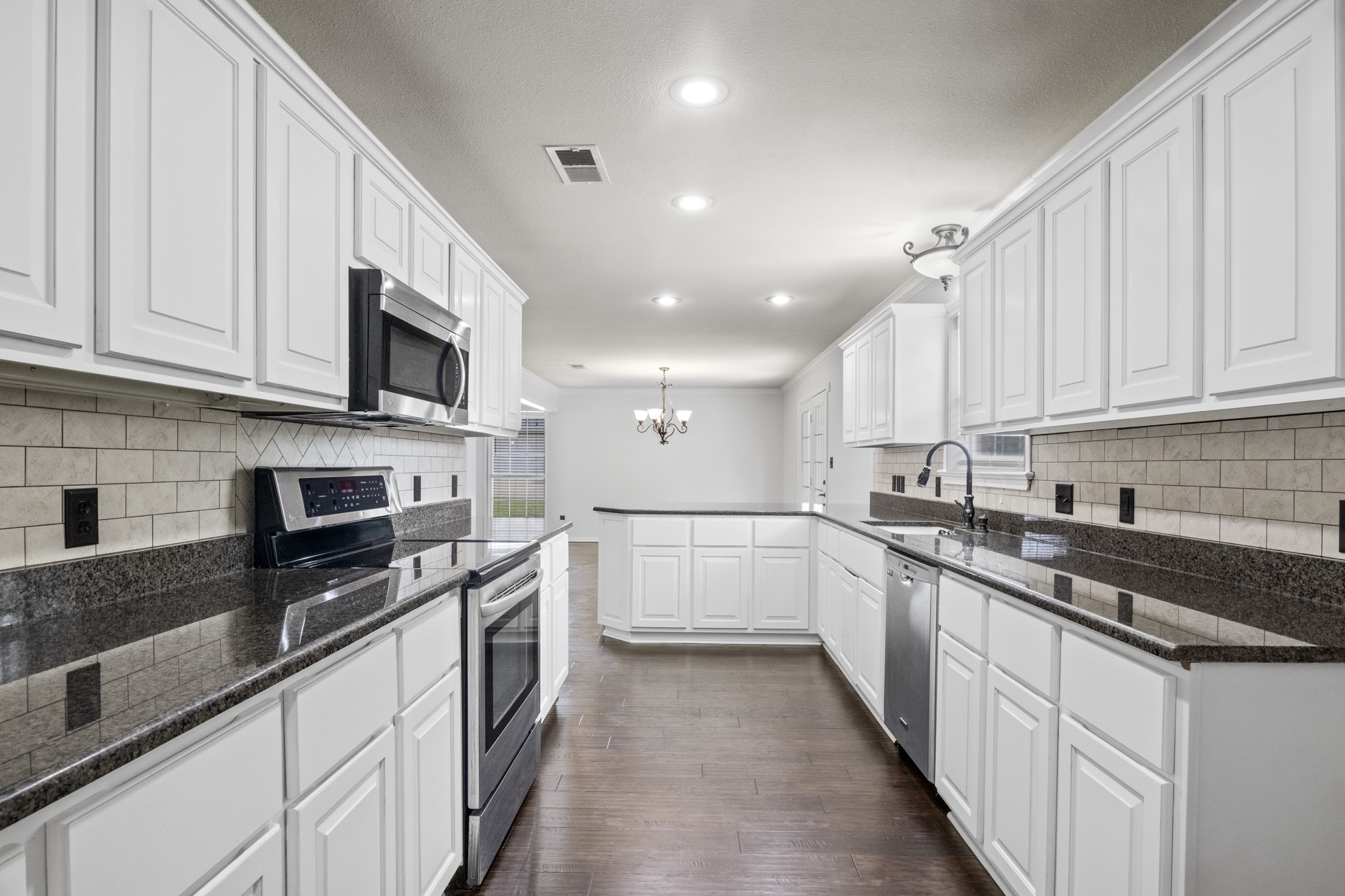 2704 Silver Creek Trail
