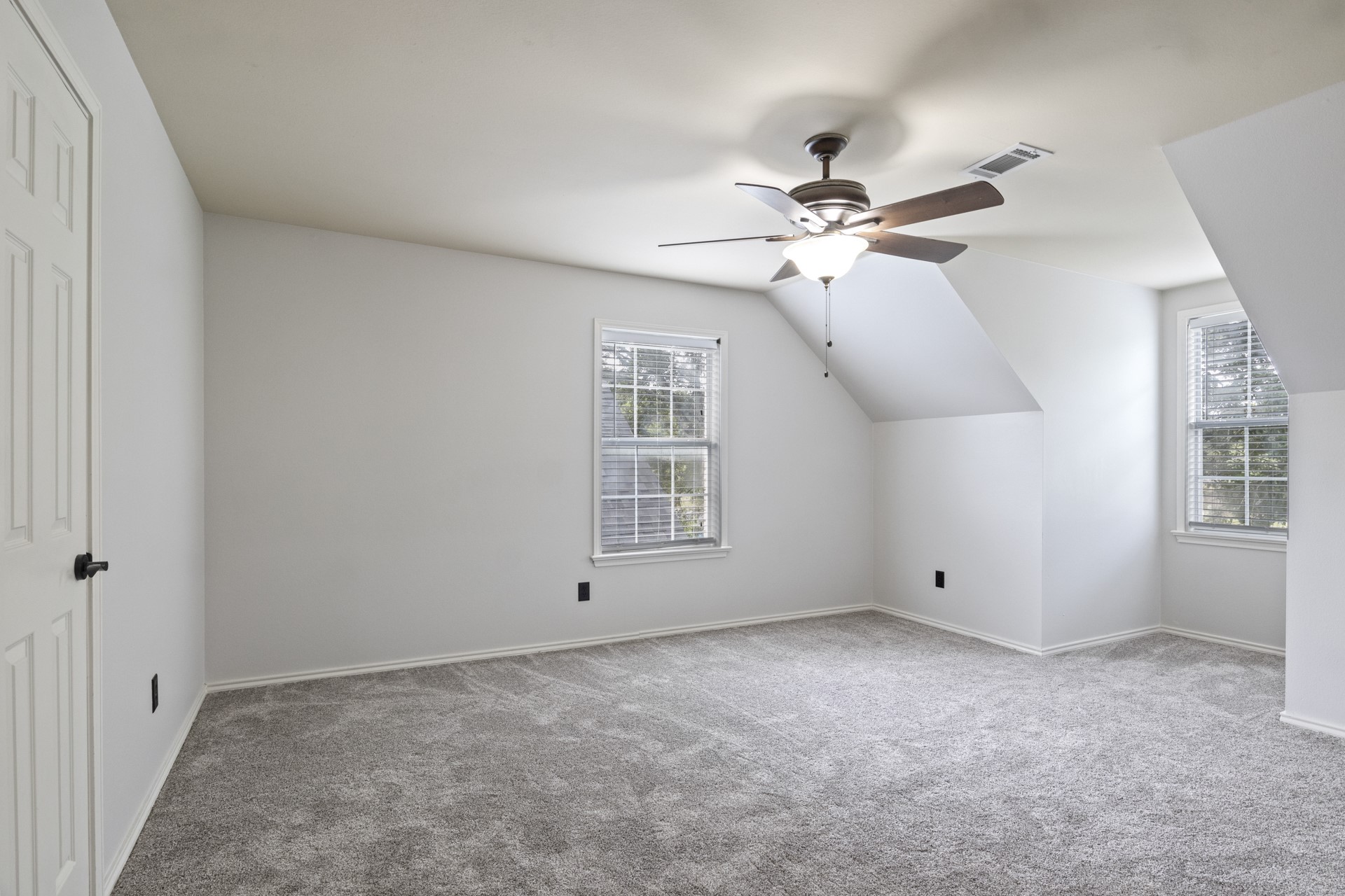 2704 Silver Creek Trail