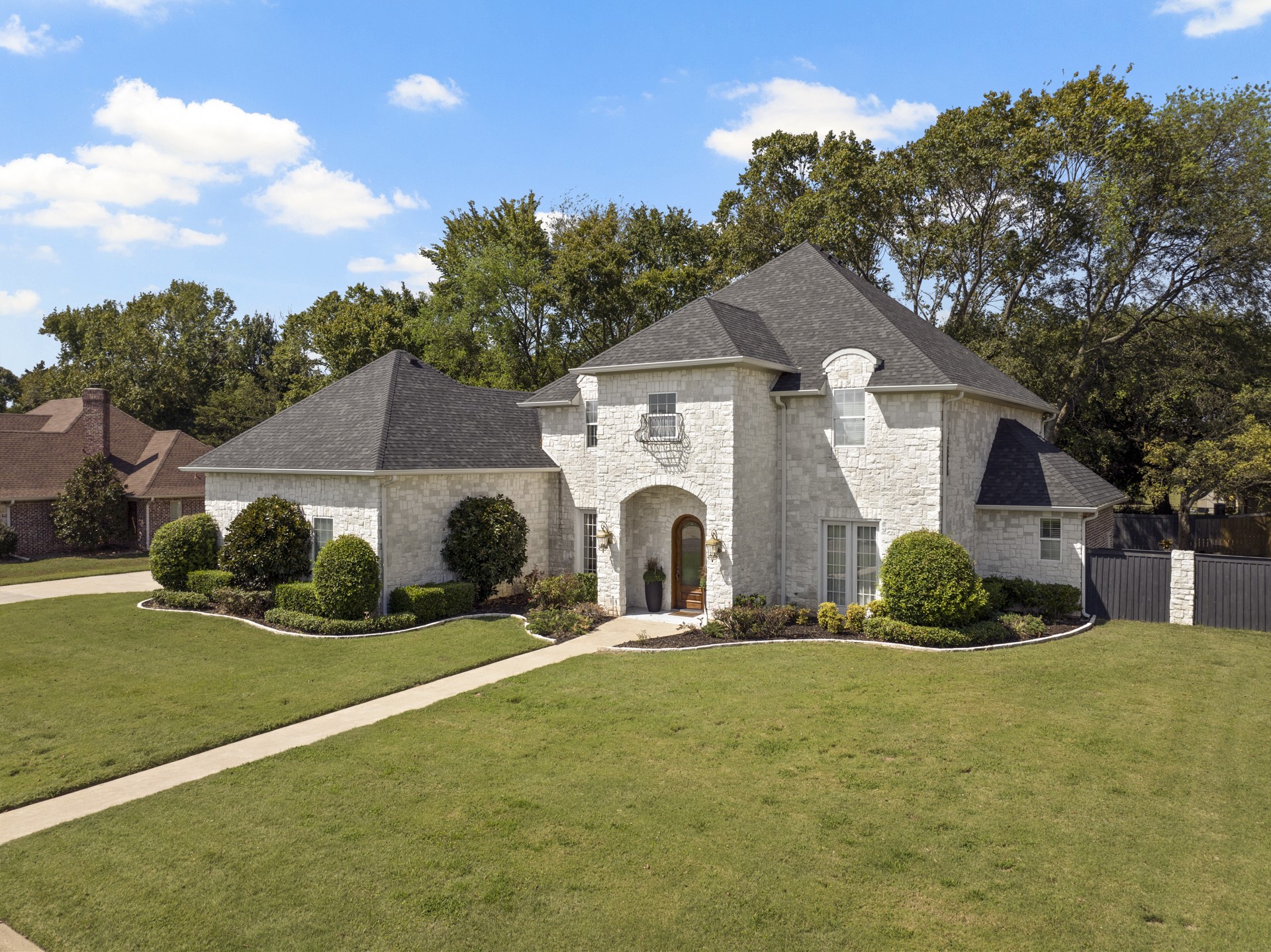 221 Kathryn's Court