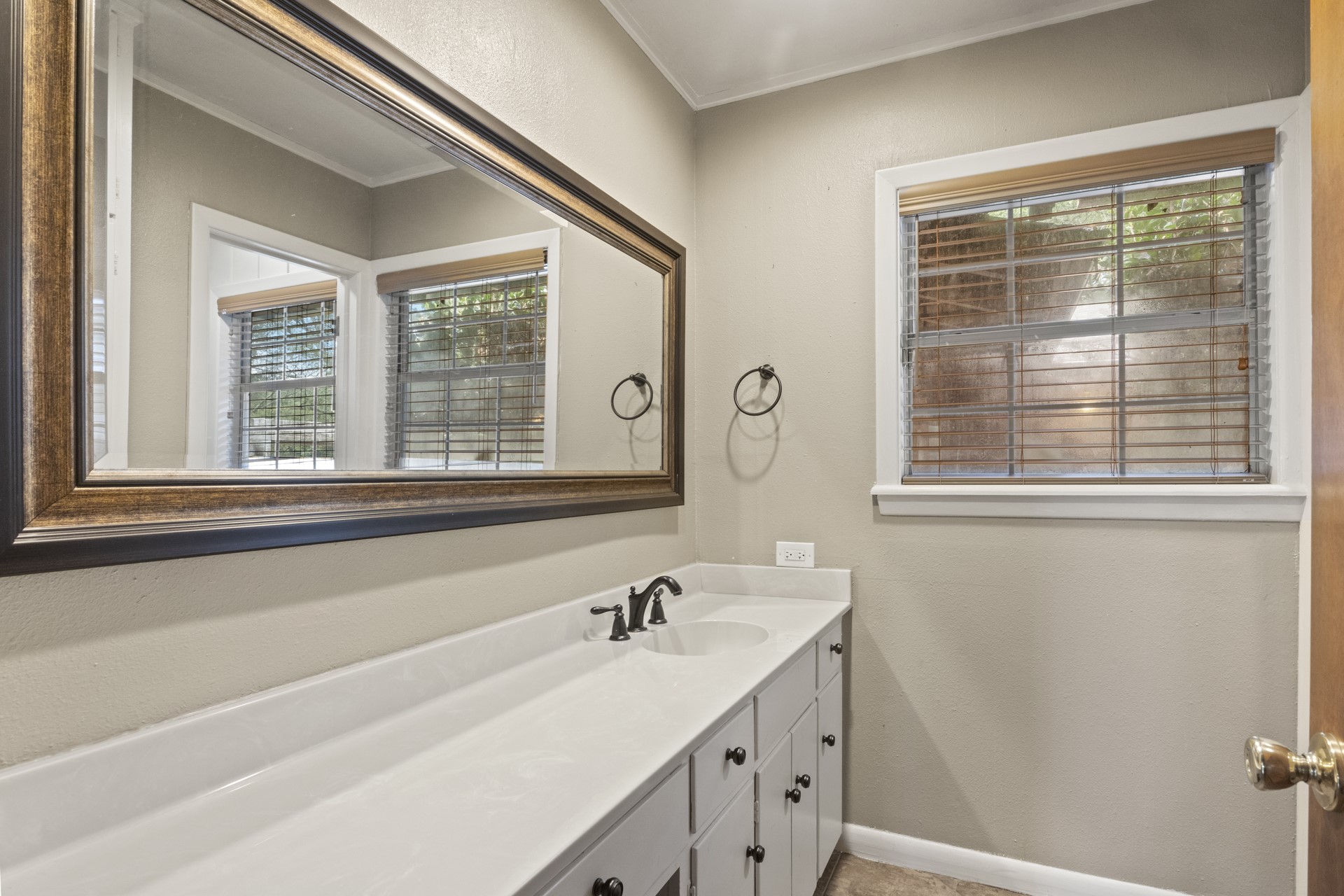 609 Daingerfield Street