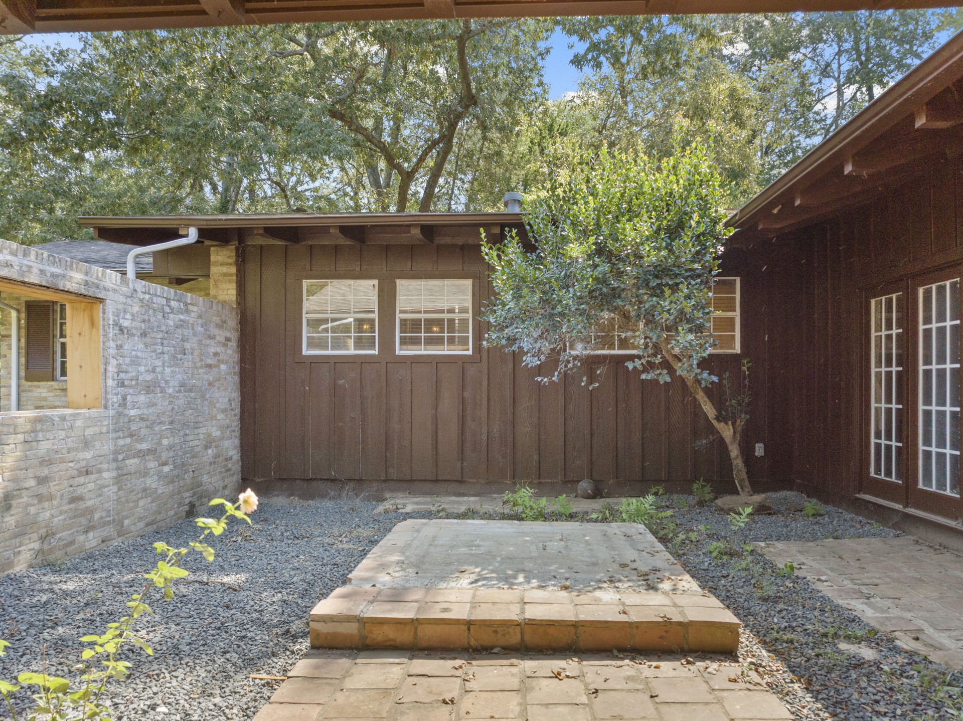 609 Daingerfield Street