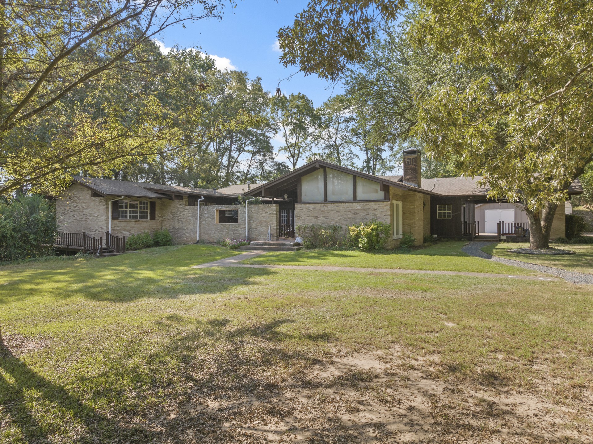 609 Daingerfield Street