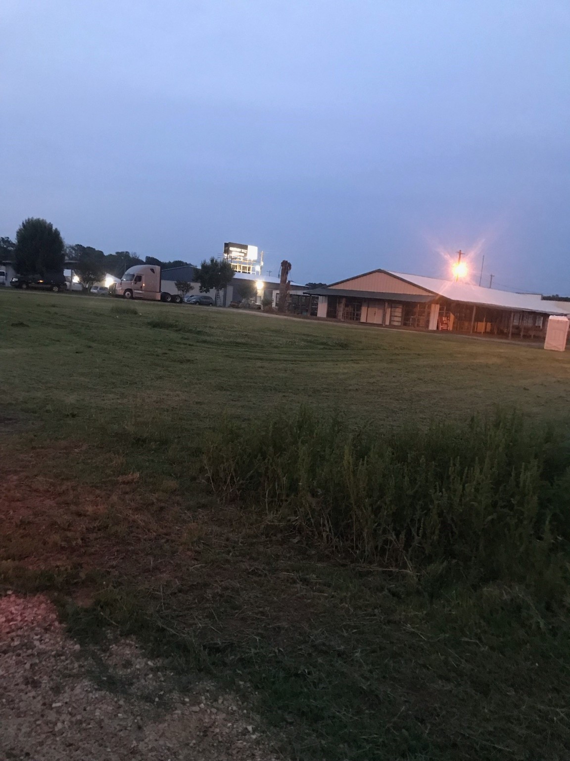 2516 US Highway 271 N