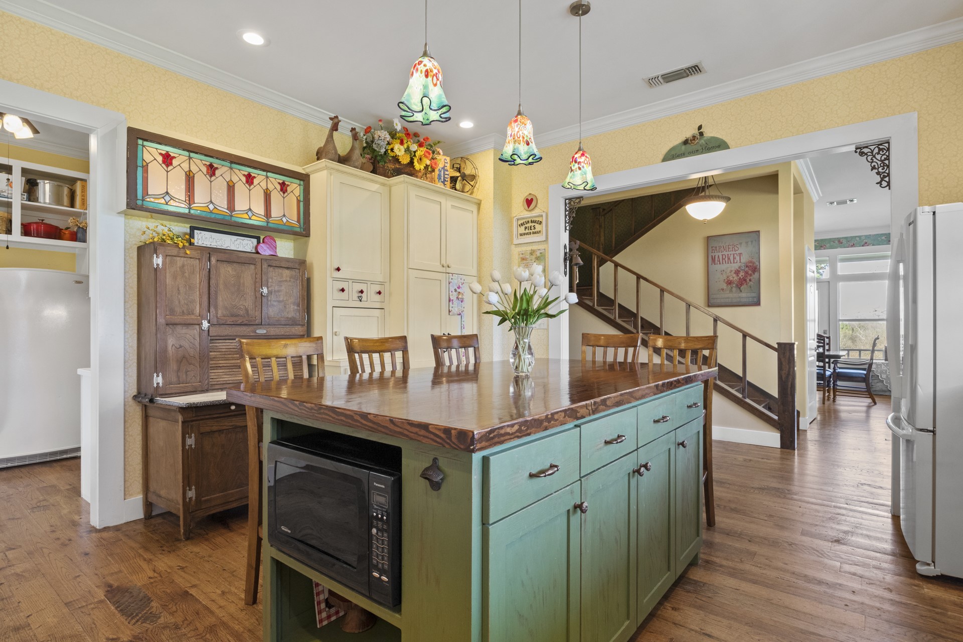 101 County Road 1233