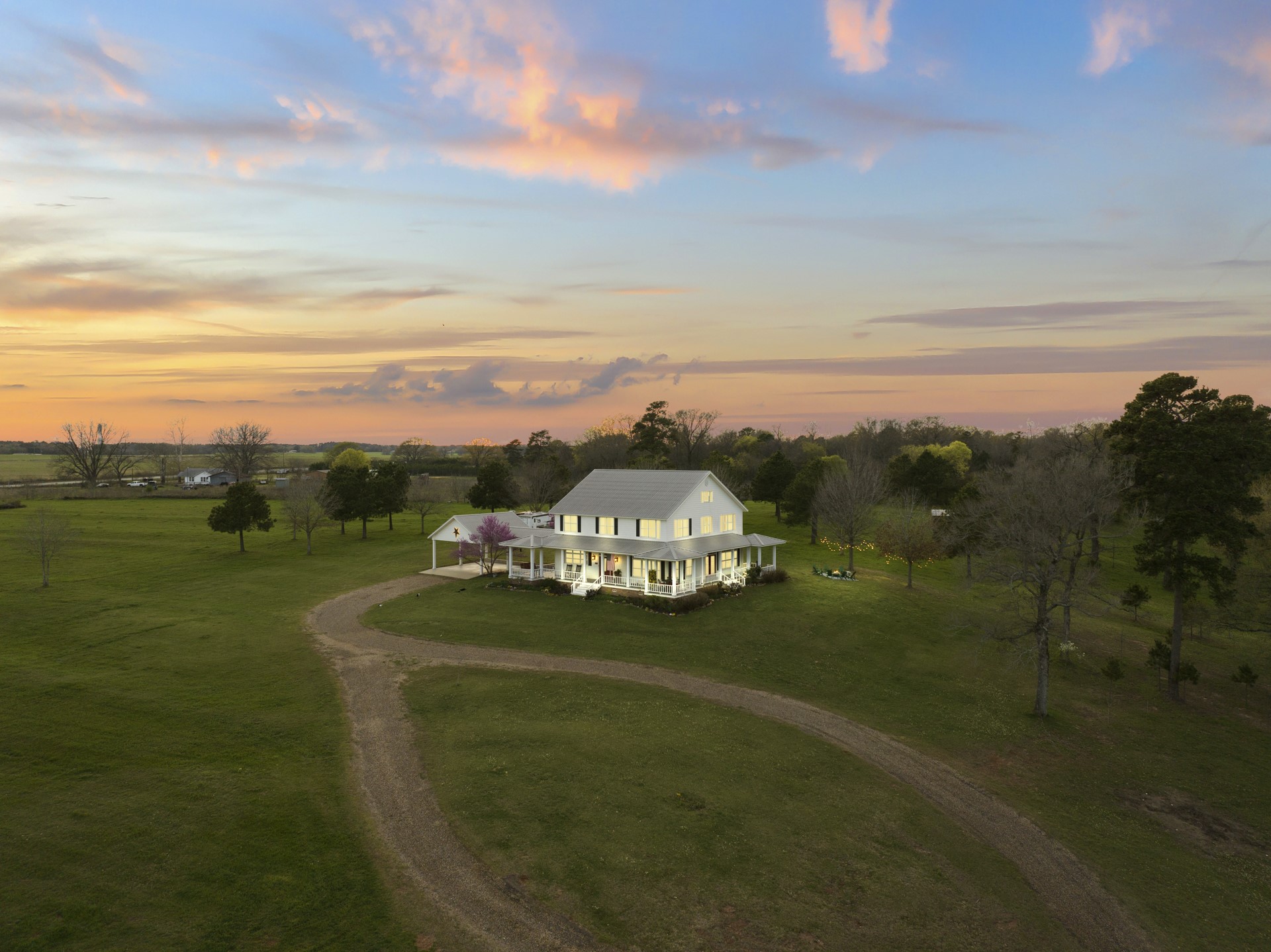 101 County Road 1233