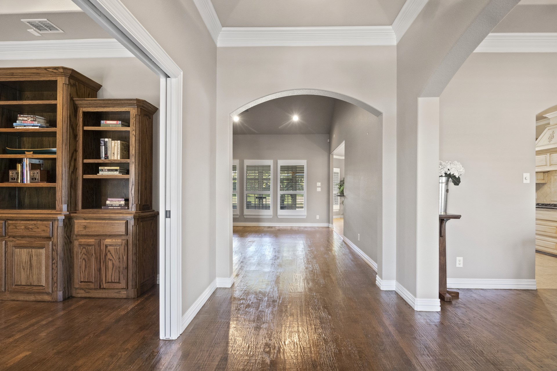 136 Private Road 54166