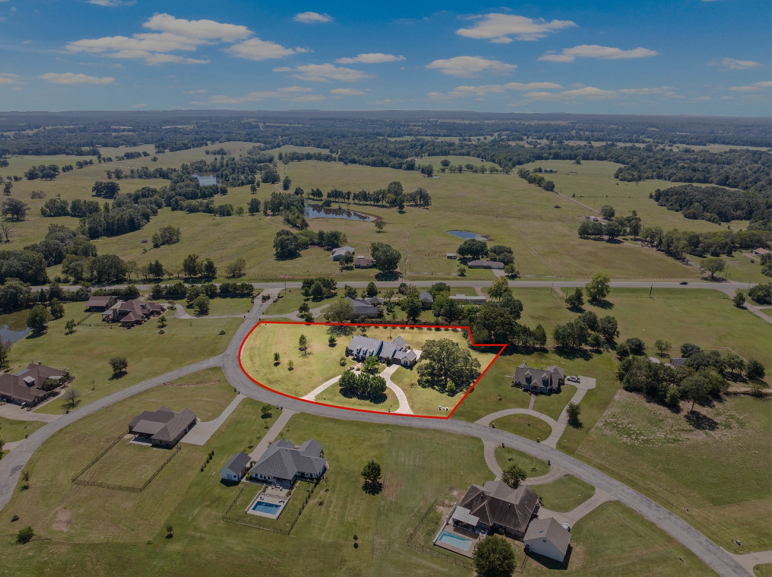 136 Private Road 54166