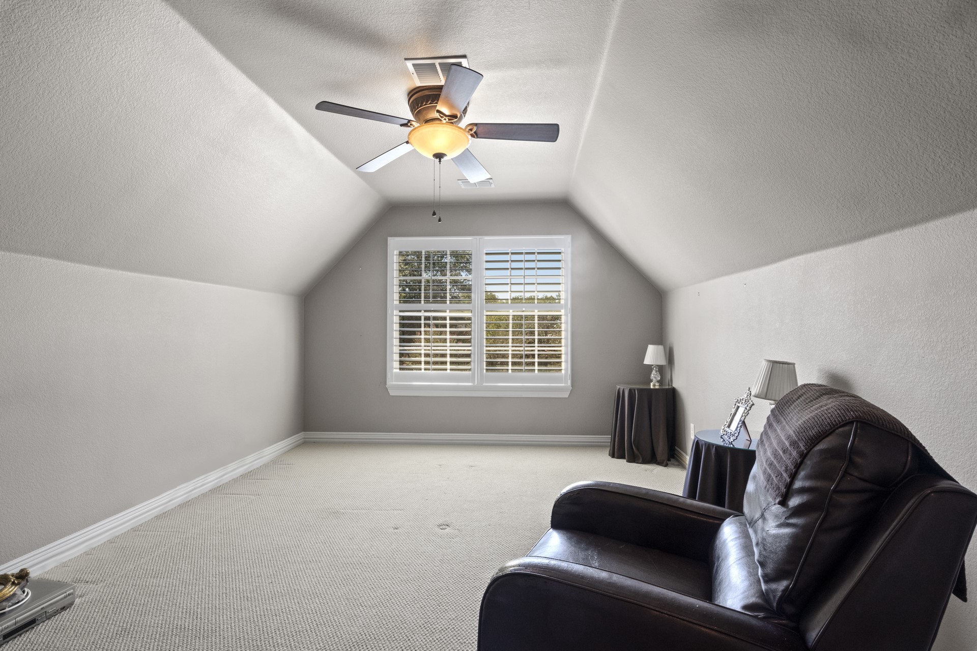 136 Private Road 54166