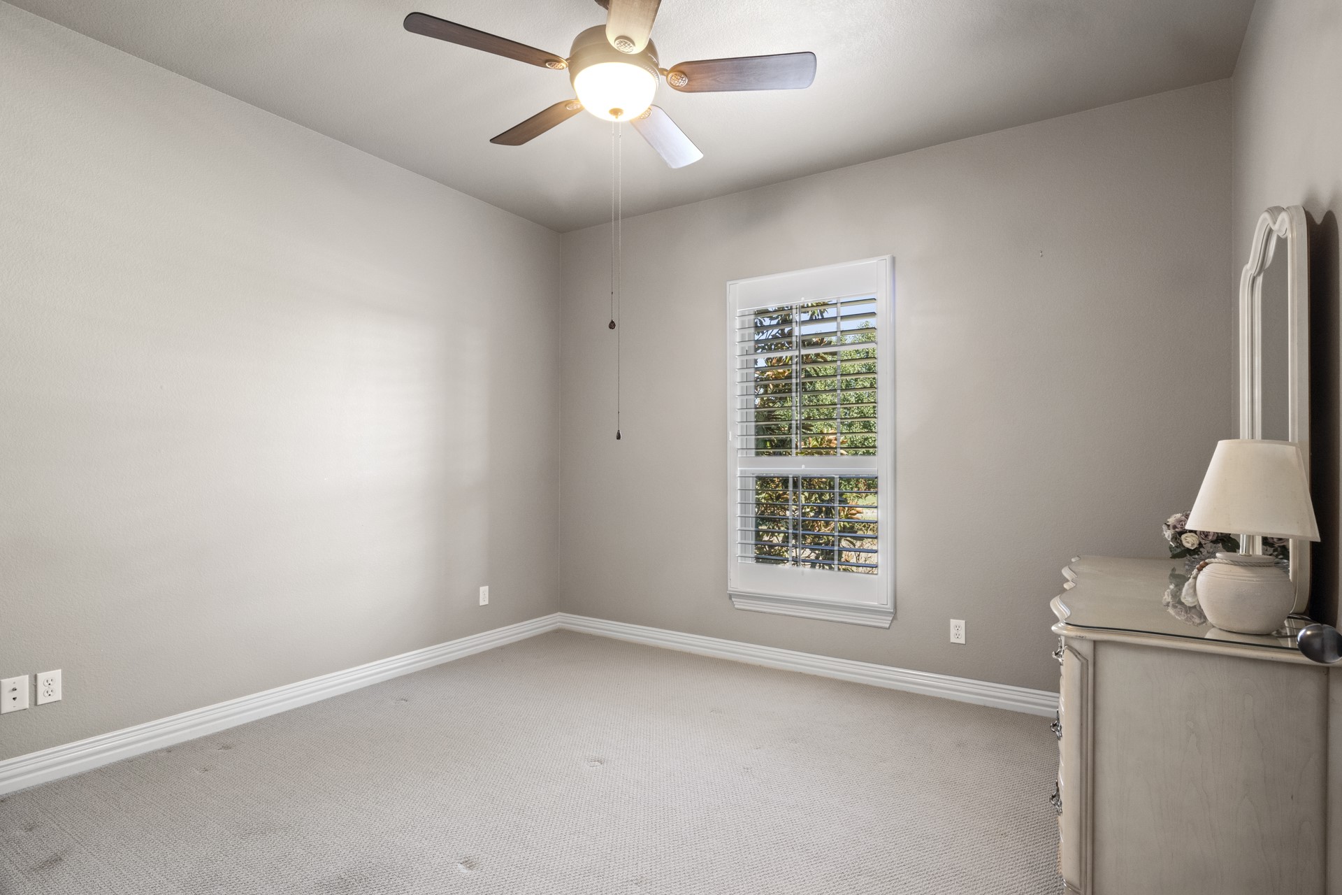 136 Private Road 54166
