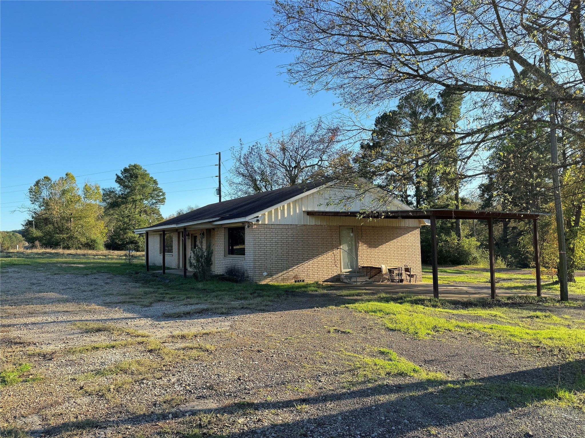 195 County Road 2100 Highway 11