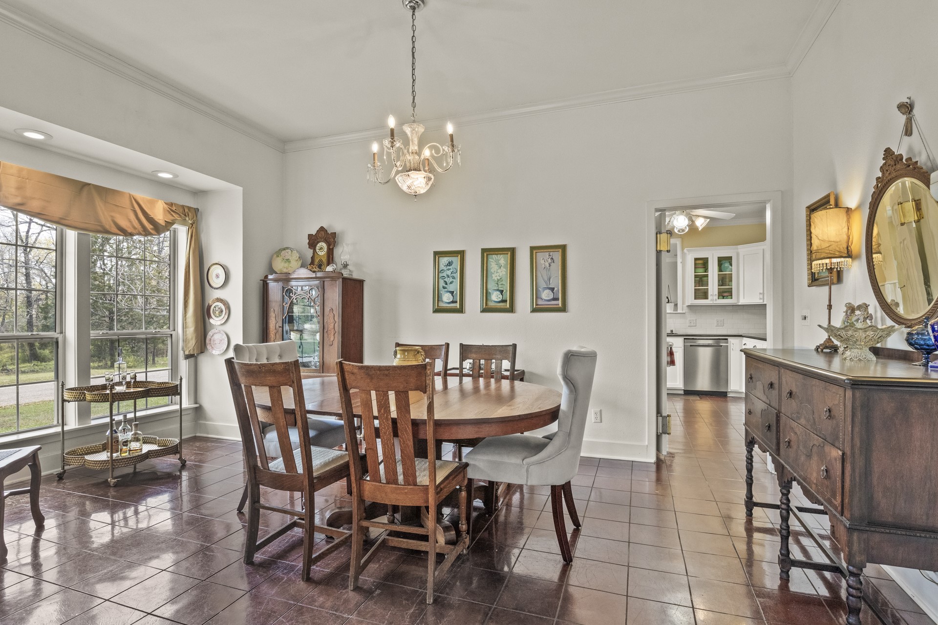 822 Alexander Road