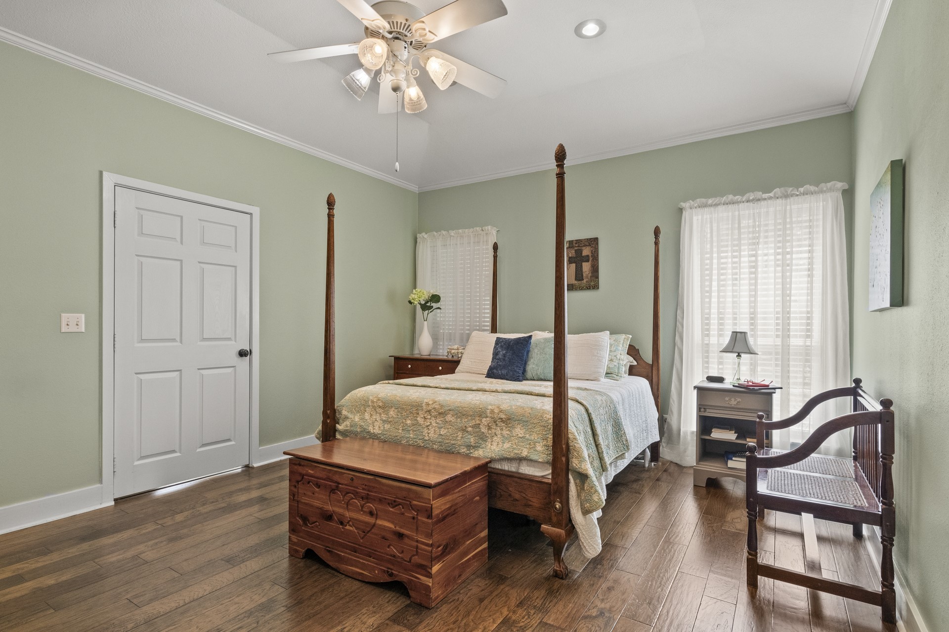 822 Alexander Road