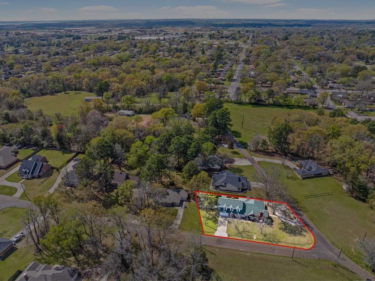 822 Alexander Road