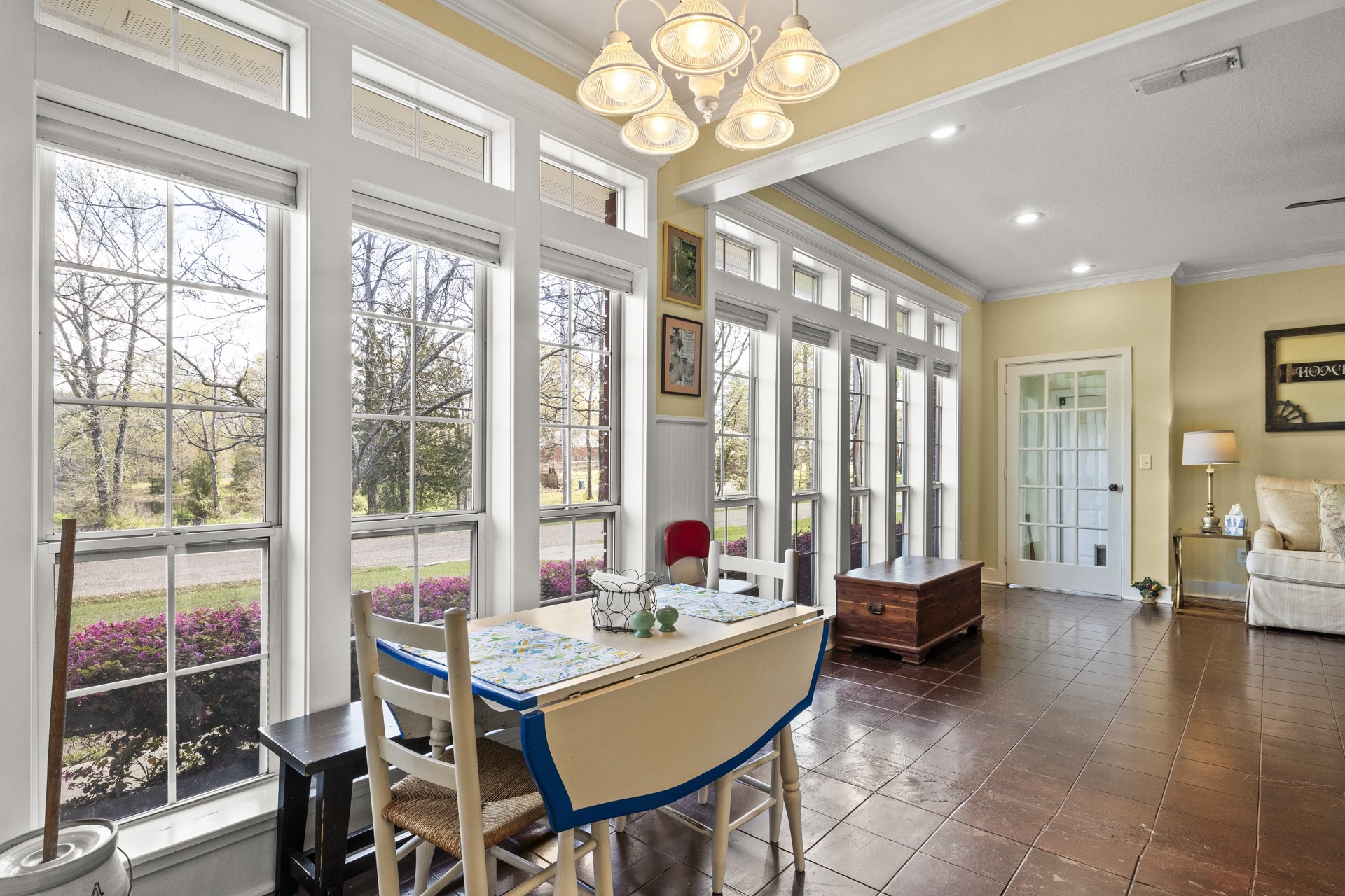 822 Alexander Road