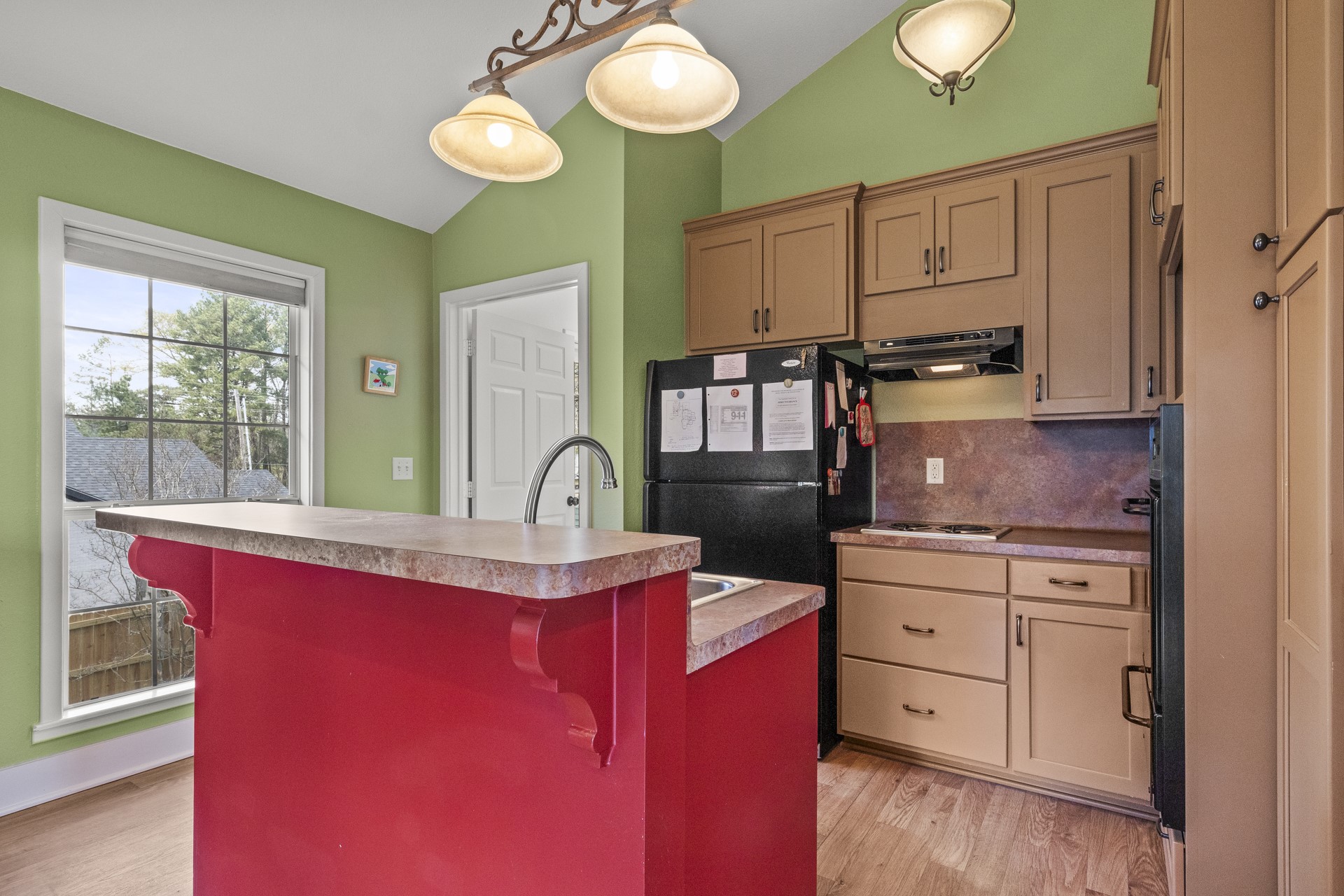 822 Alexander Road