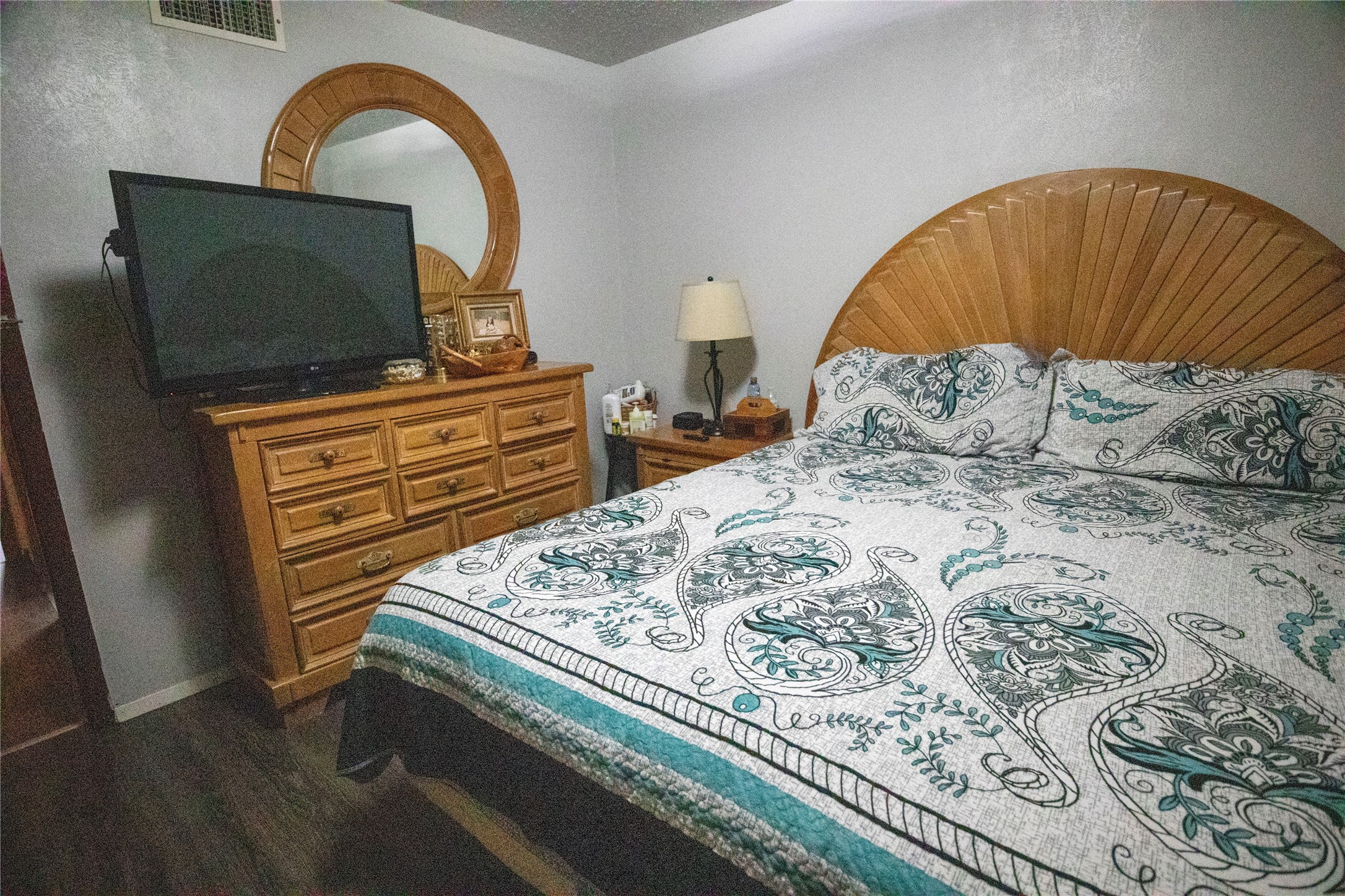 311 W 5th