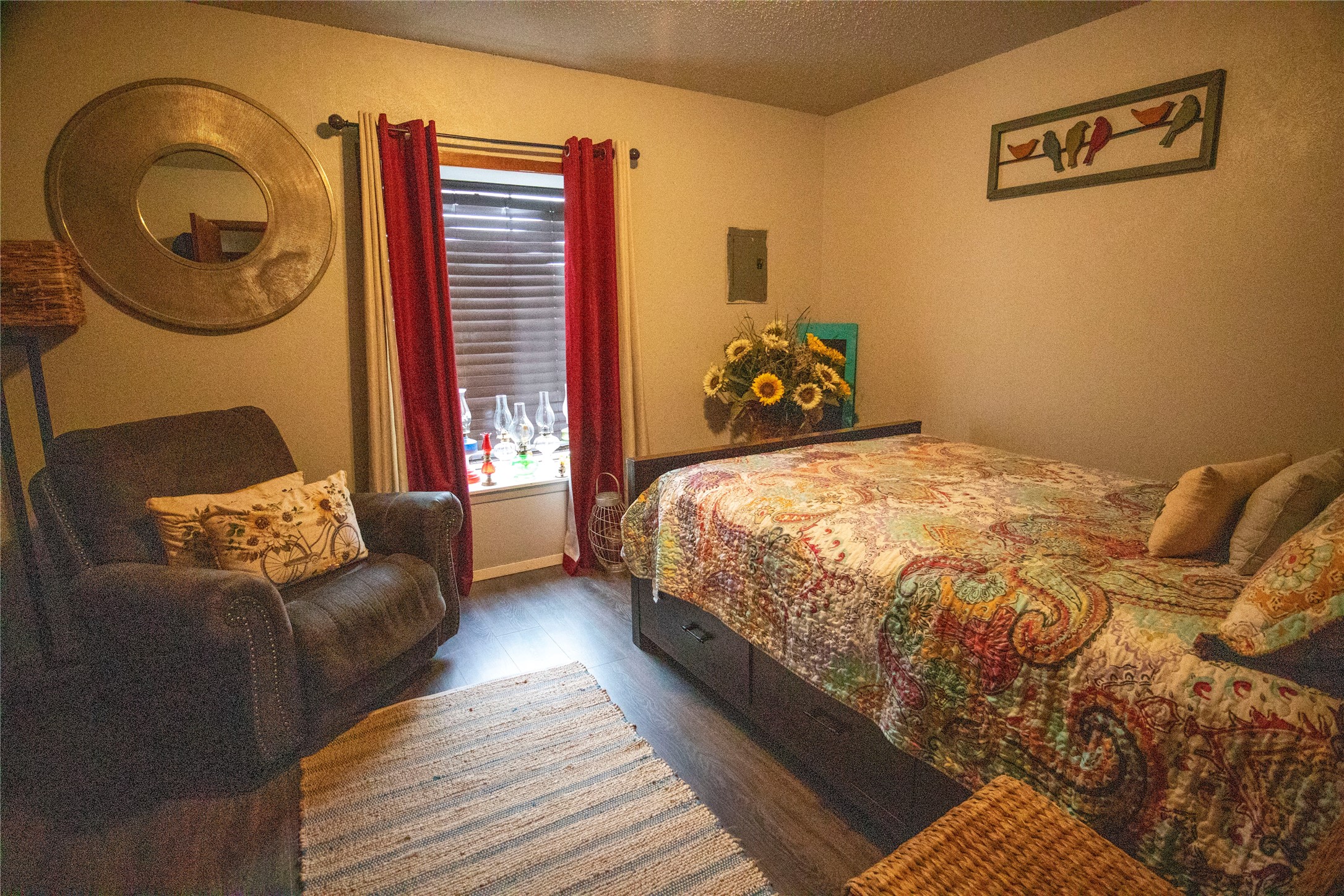 311 W 5th
