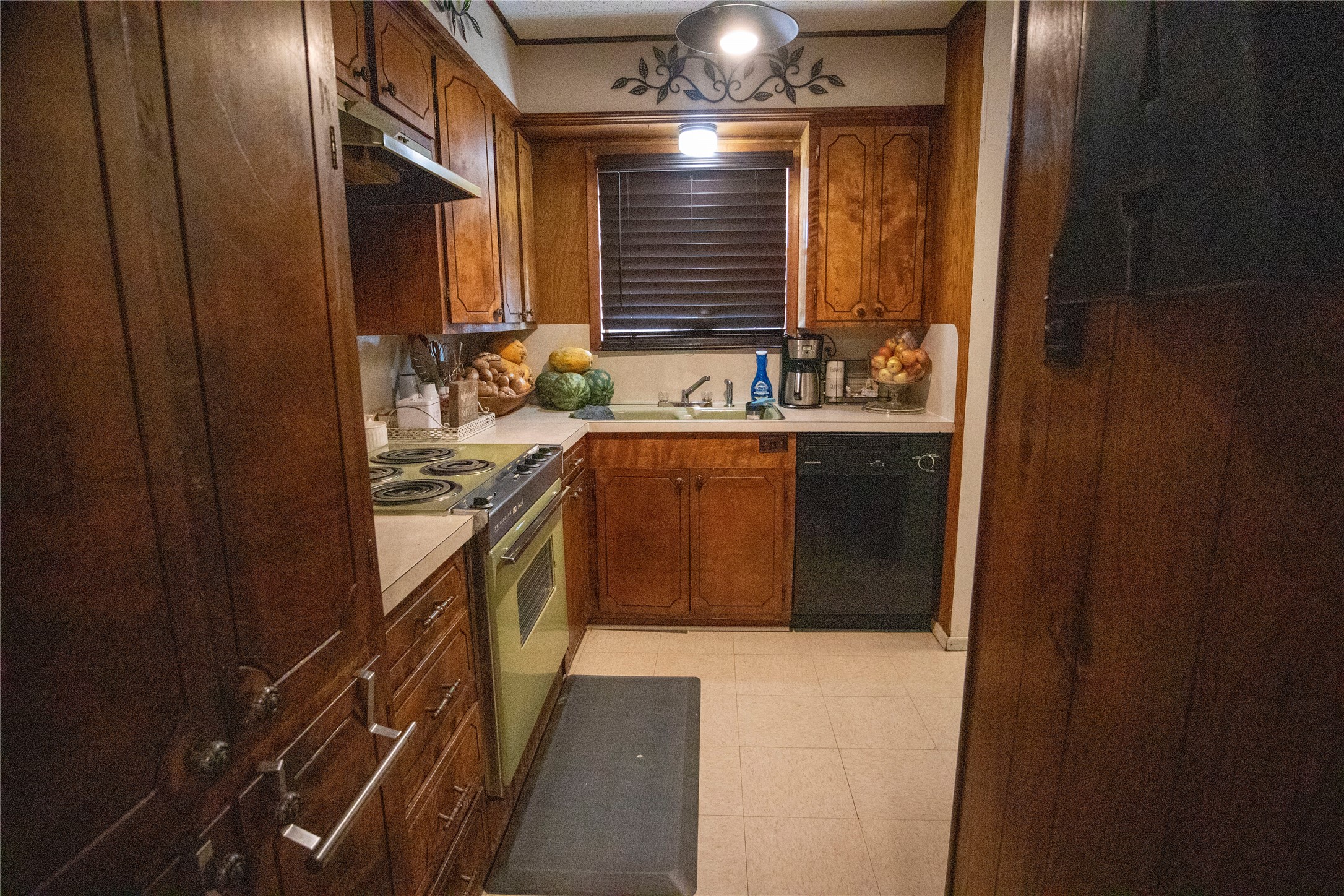 311 W 5th