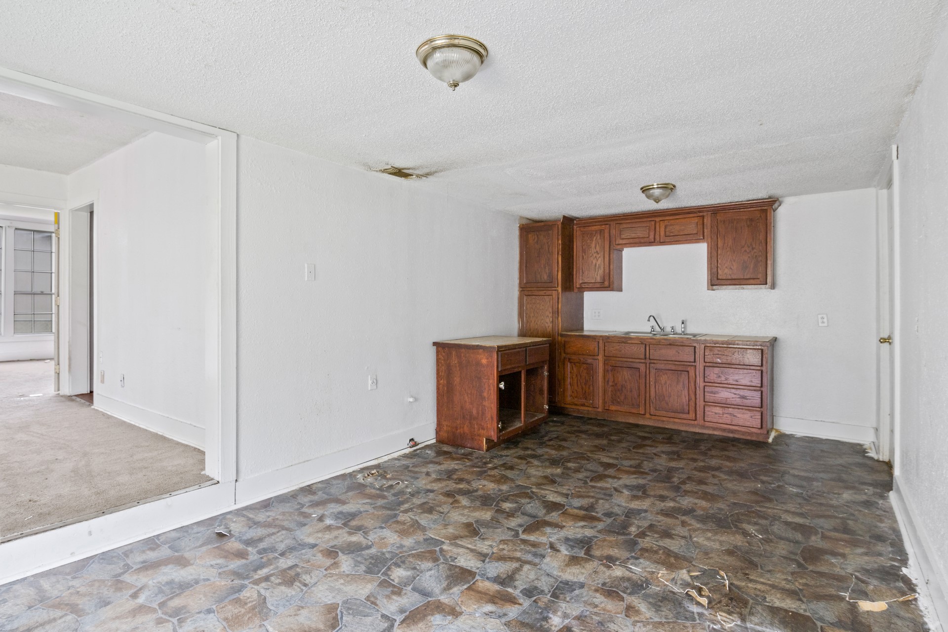 212 Cottonbelt