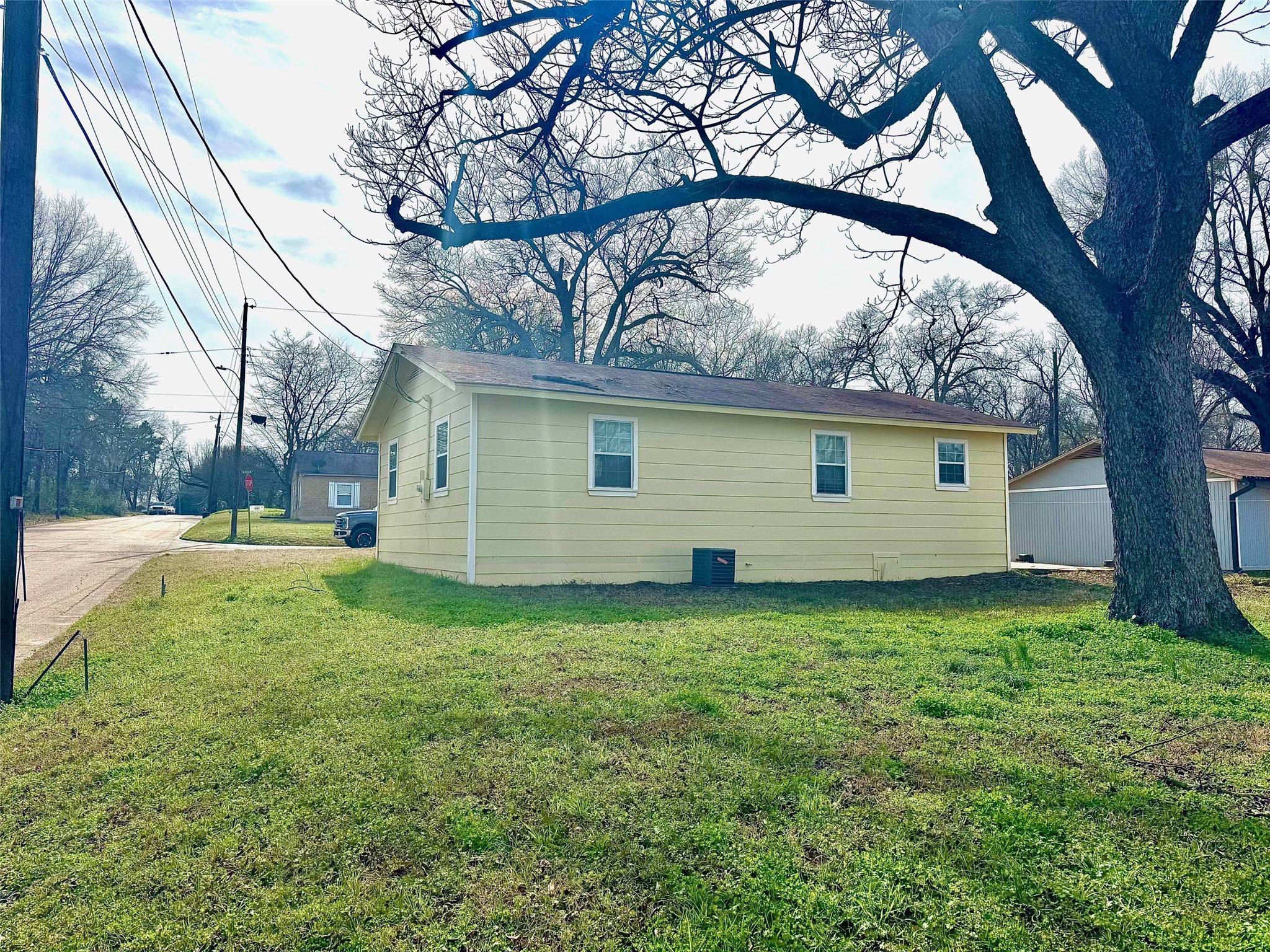 301 Fairview
