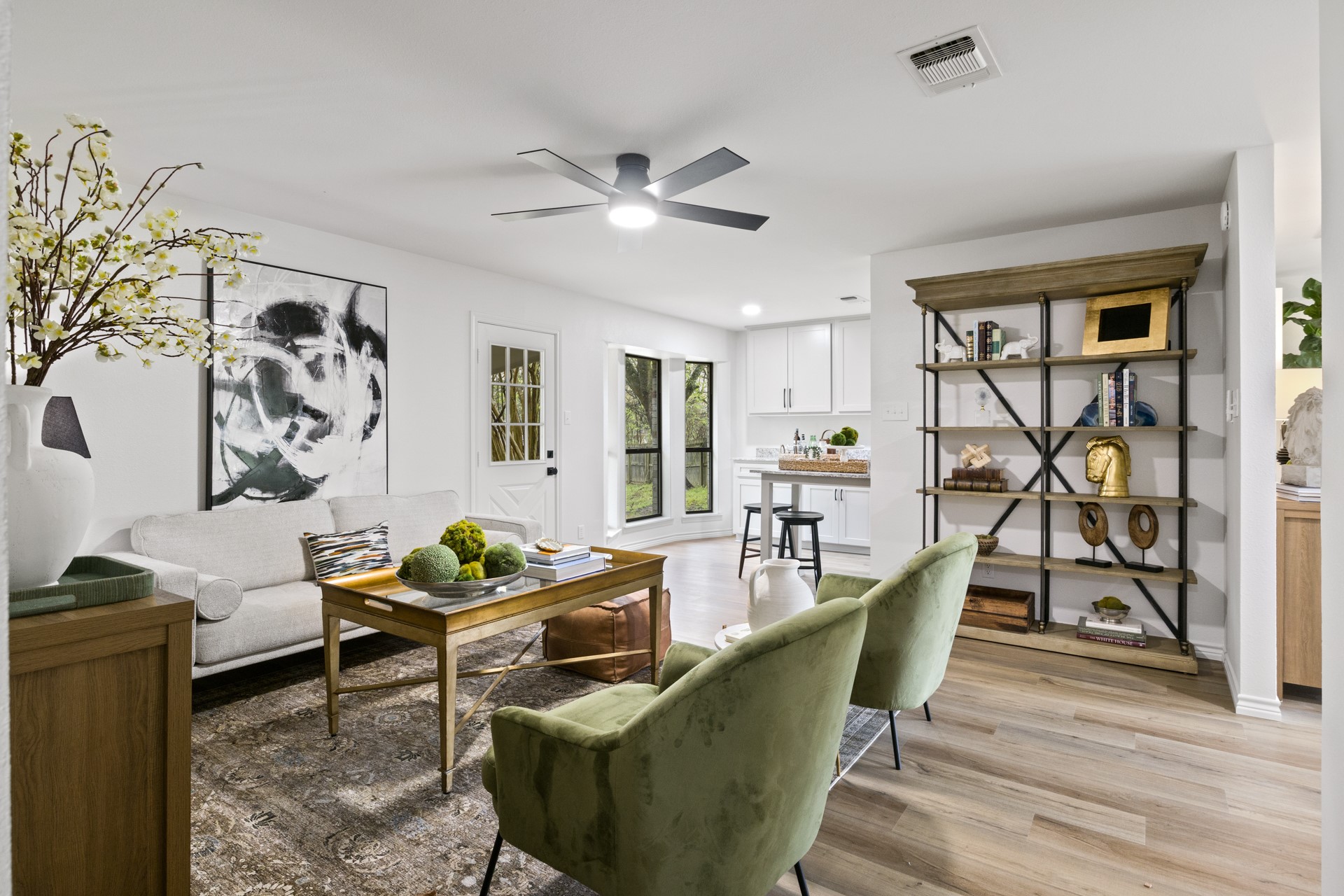 2533 Greenhill Road