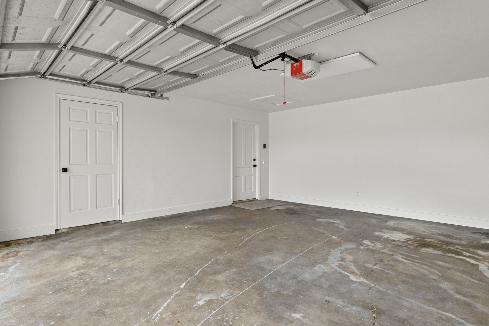 2533 Greenhill Road