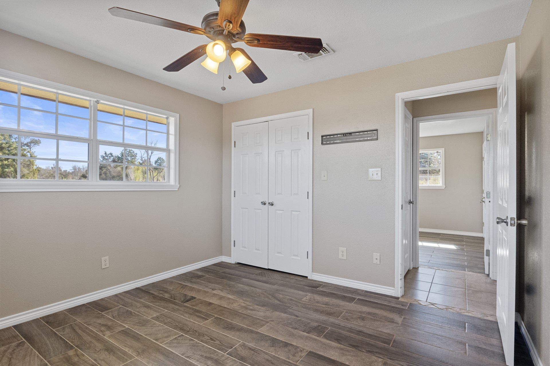 1135 COUNTY ROAD 2112