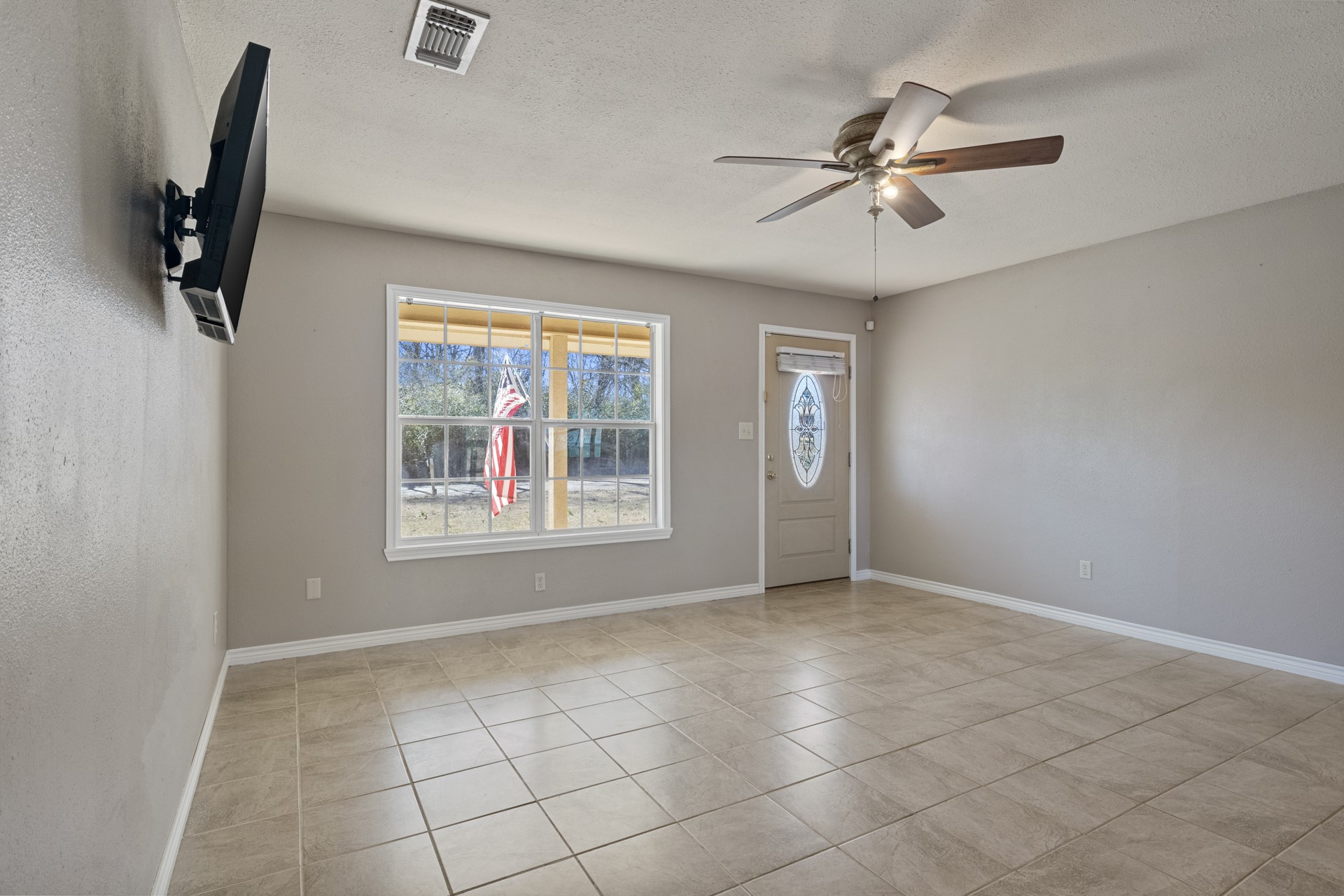 1135 COUNTY ROAD 2112