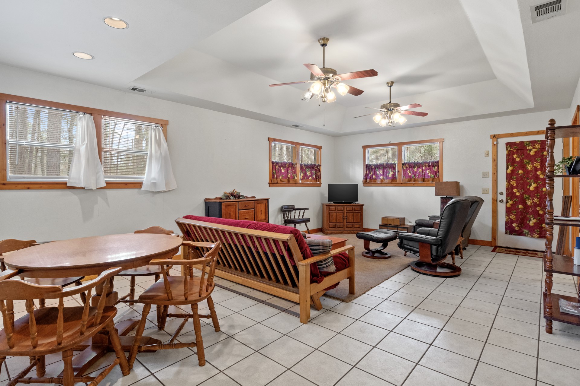 893 COUNTY ROAD 4112