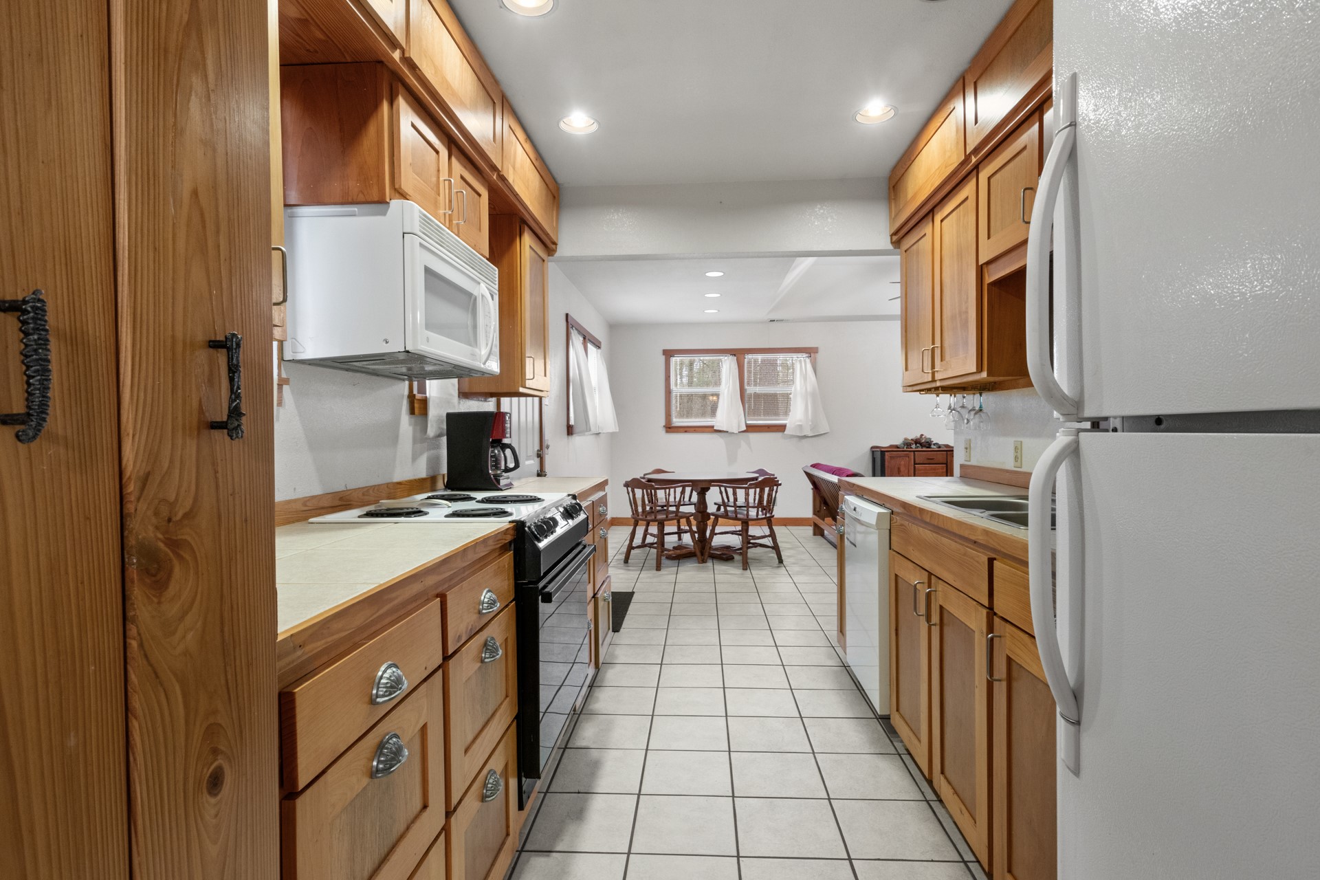 893 COUNTY ROAD 4112