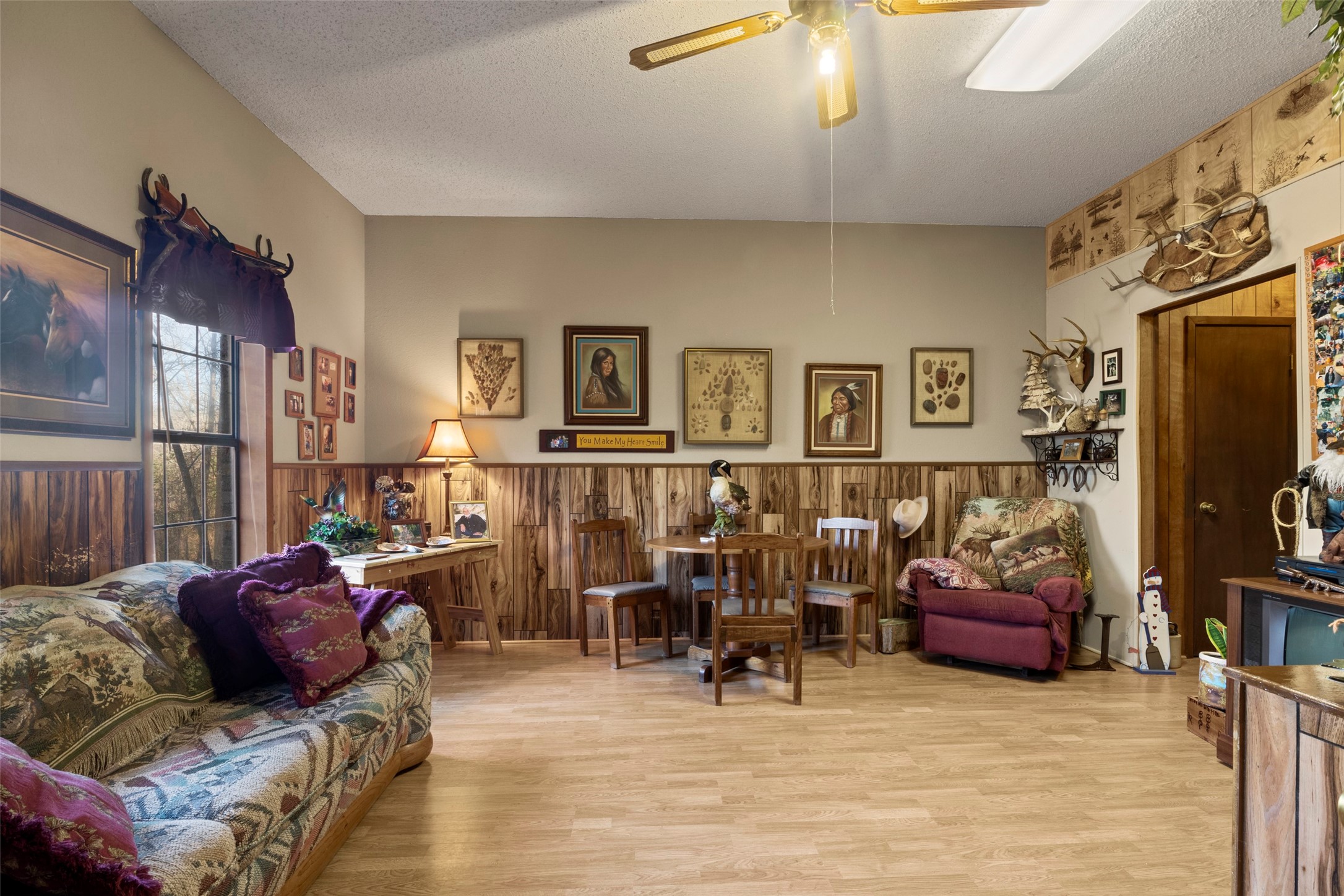 12869 US Highway 259 N