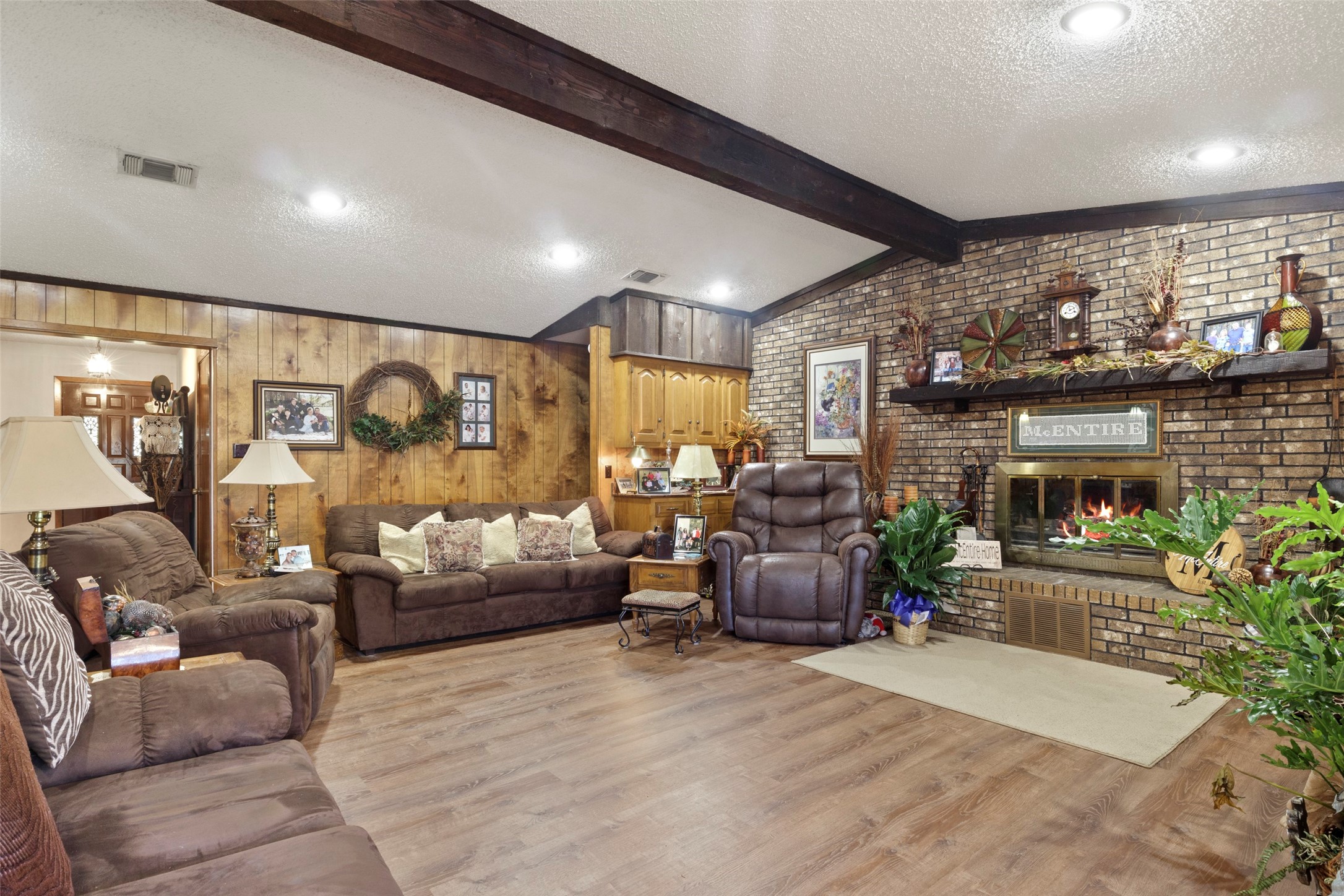 12869 US Highway 259 N