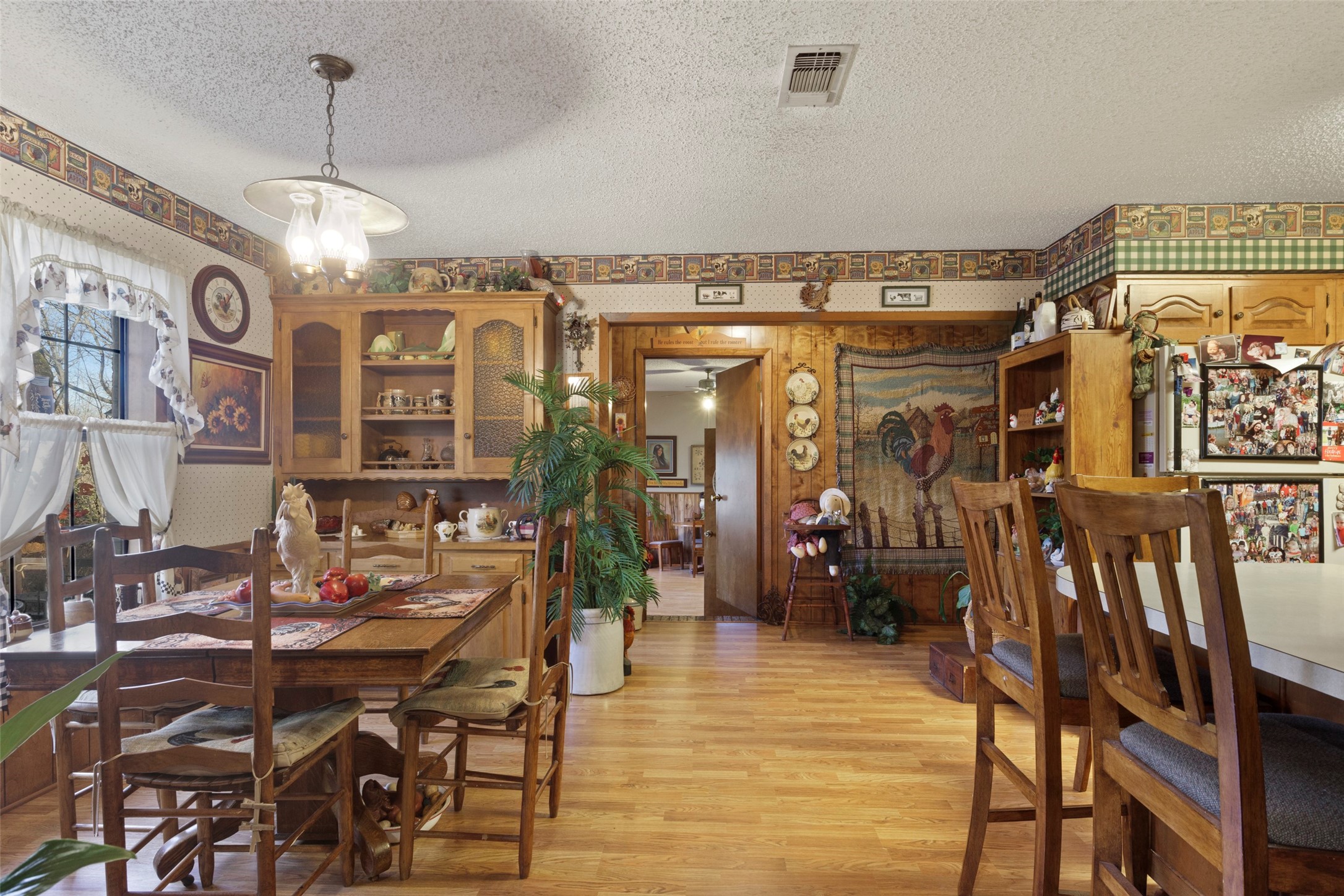 12869 US Highway 259 N