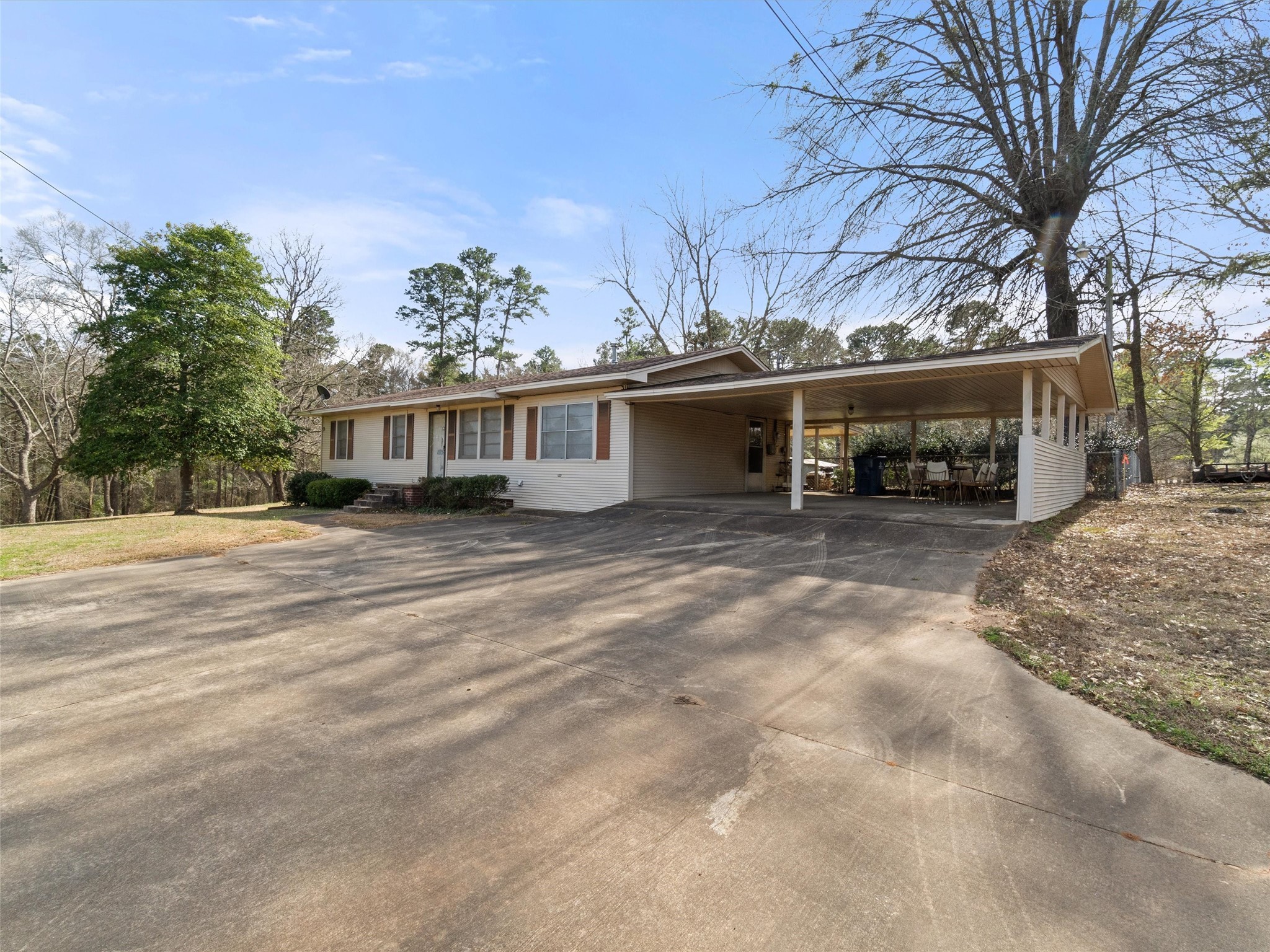 387 HIGHWAY 49
