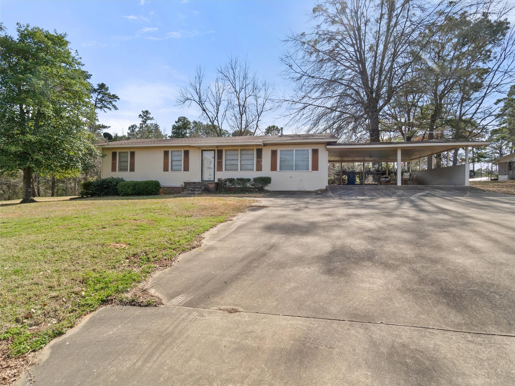 387 HIGHWAY 49